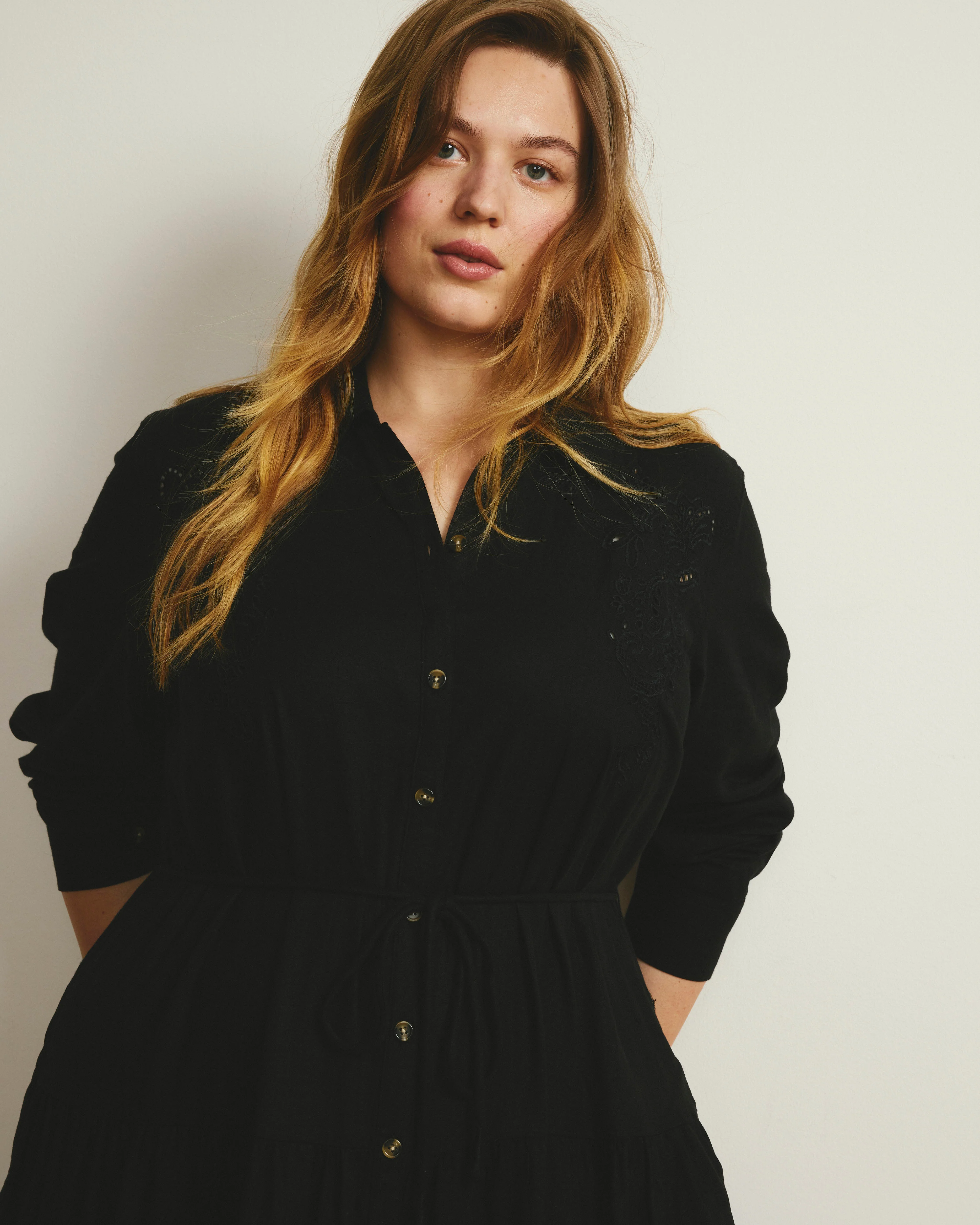 Alix Embroidered Linen Shirtdress - Black - Image 5