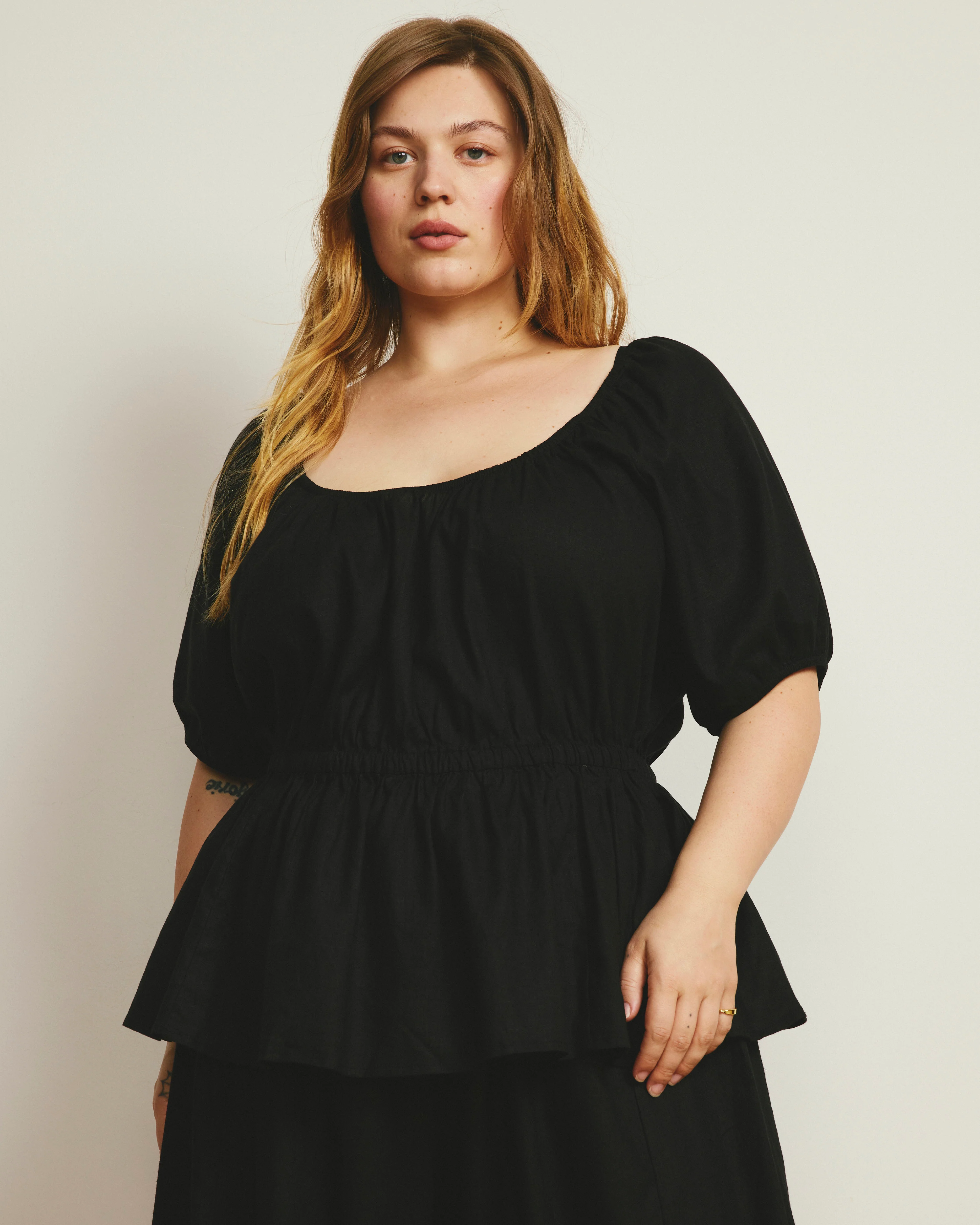 Andrea Peplum Linen Top - Black - Image 2