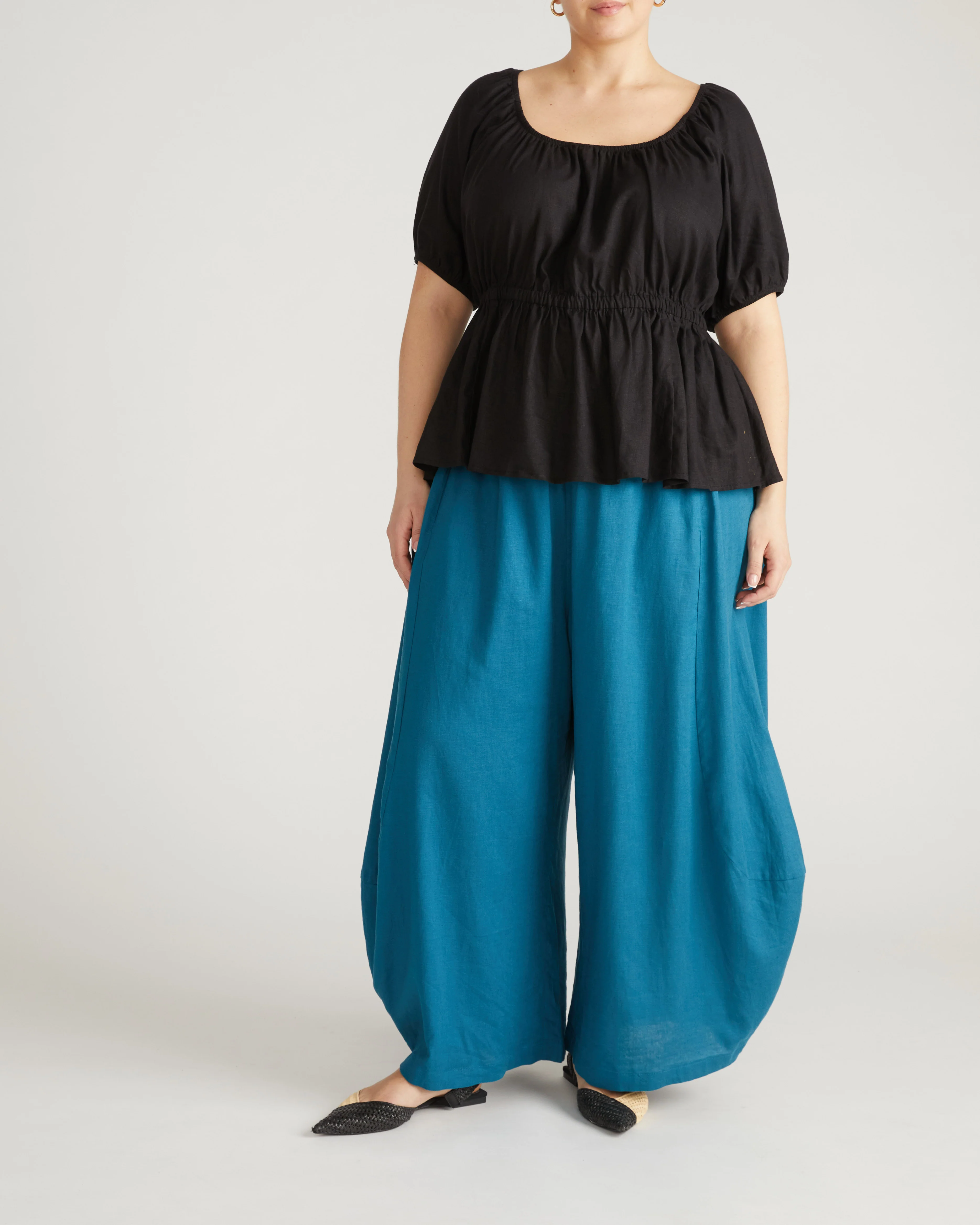 Andrea Peplum Linen Top - Black - Image 4