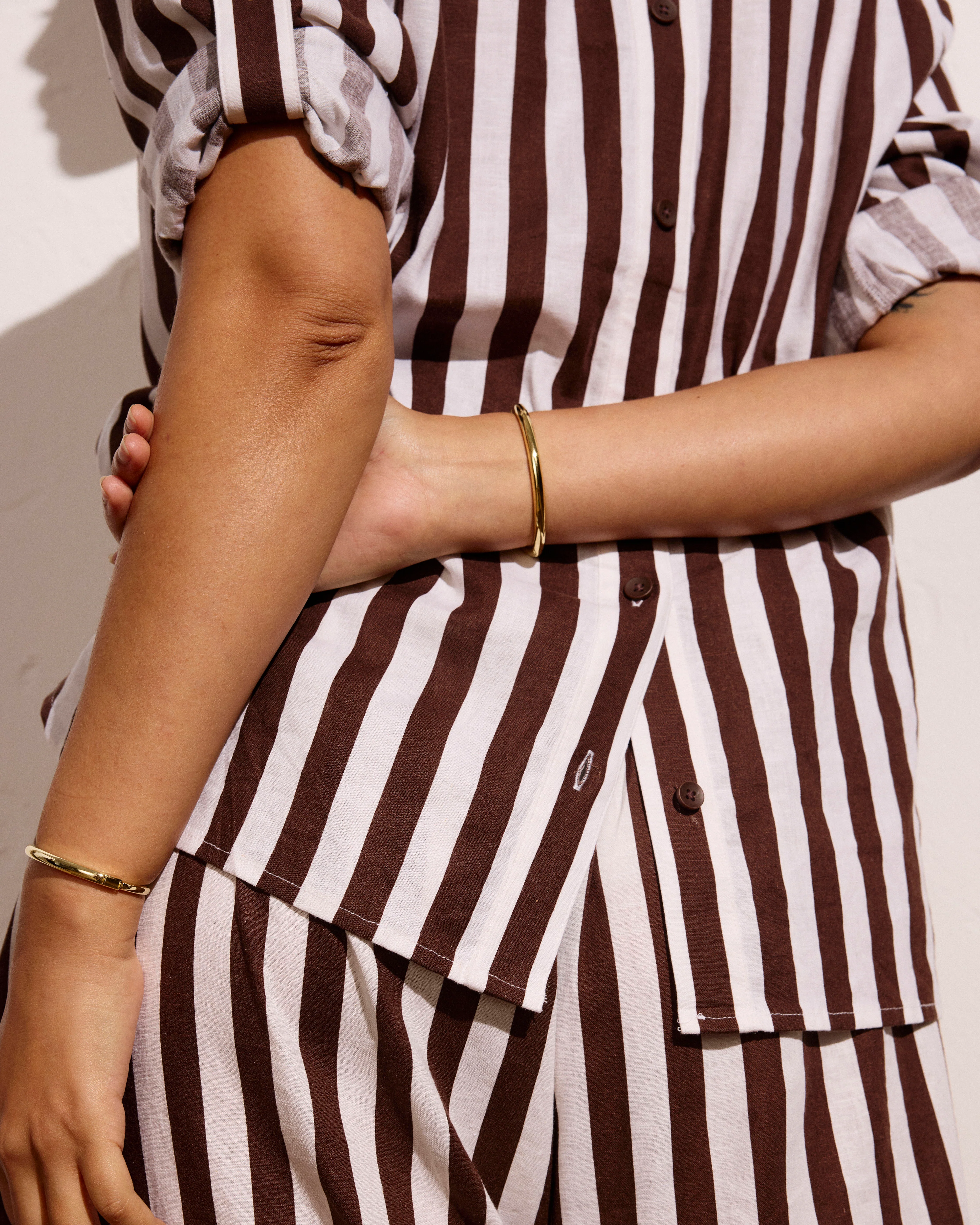 Button Back Linen Polo Shirt - Peppercorn Stripe - Image 7