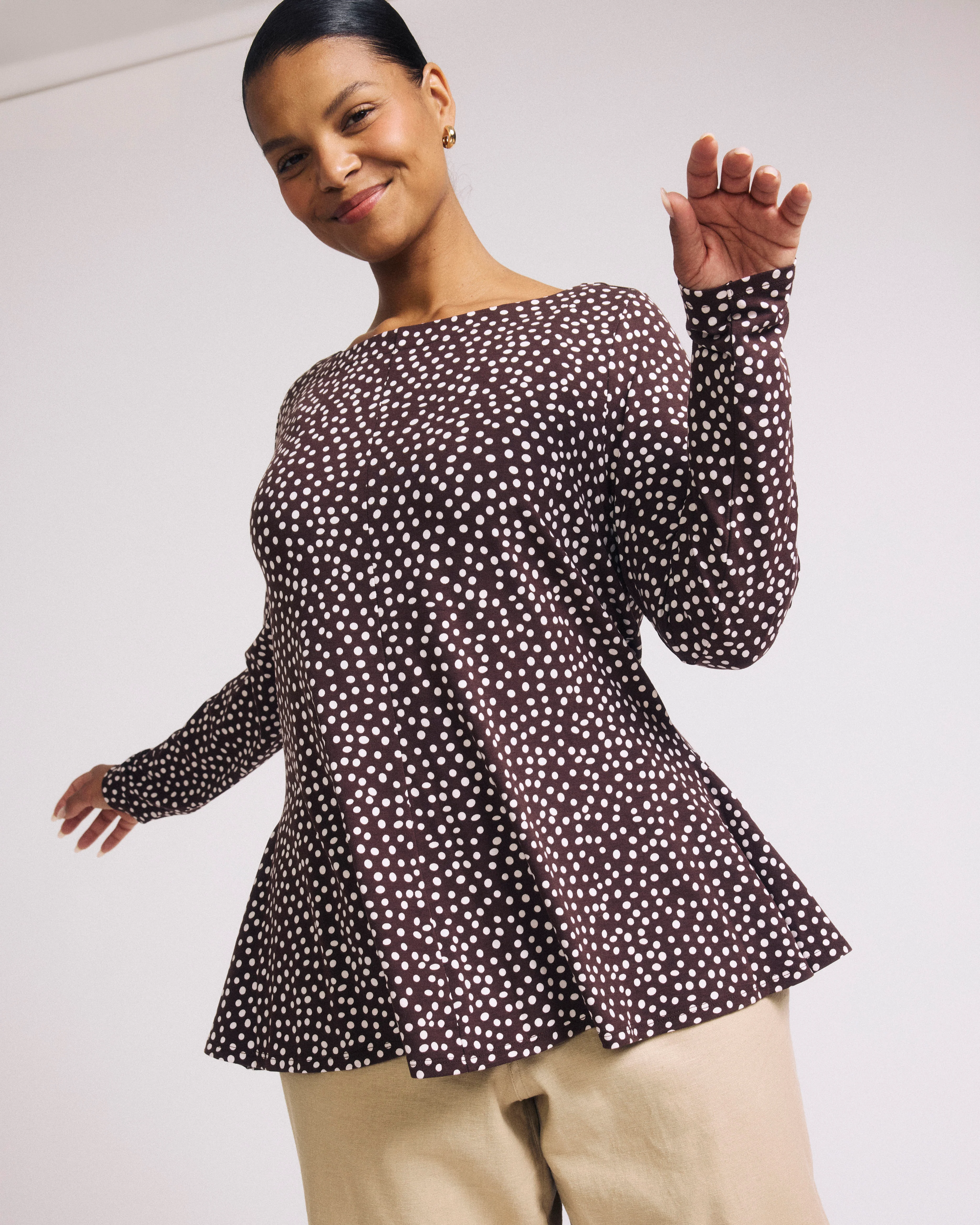 Cassandra Divine Jersey Top - Brown/White Dot Print - Image 2