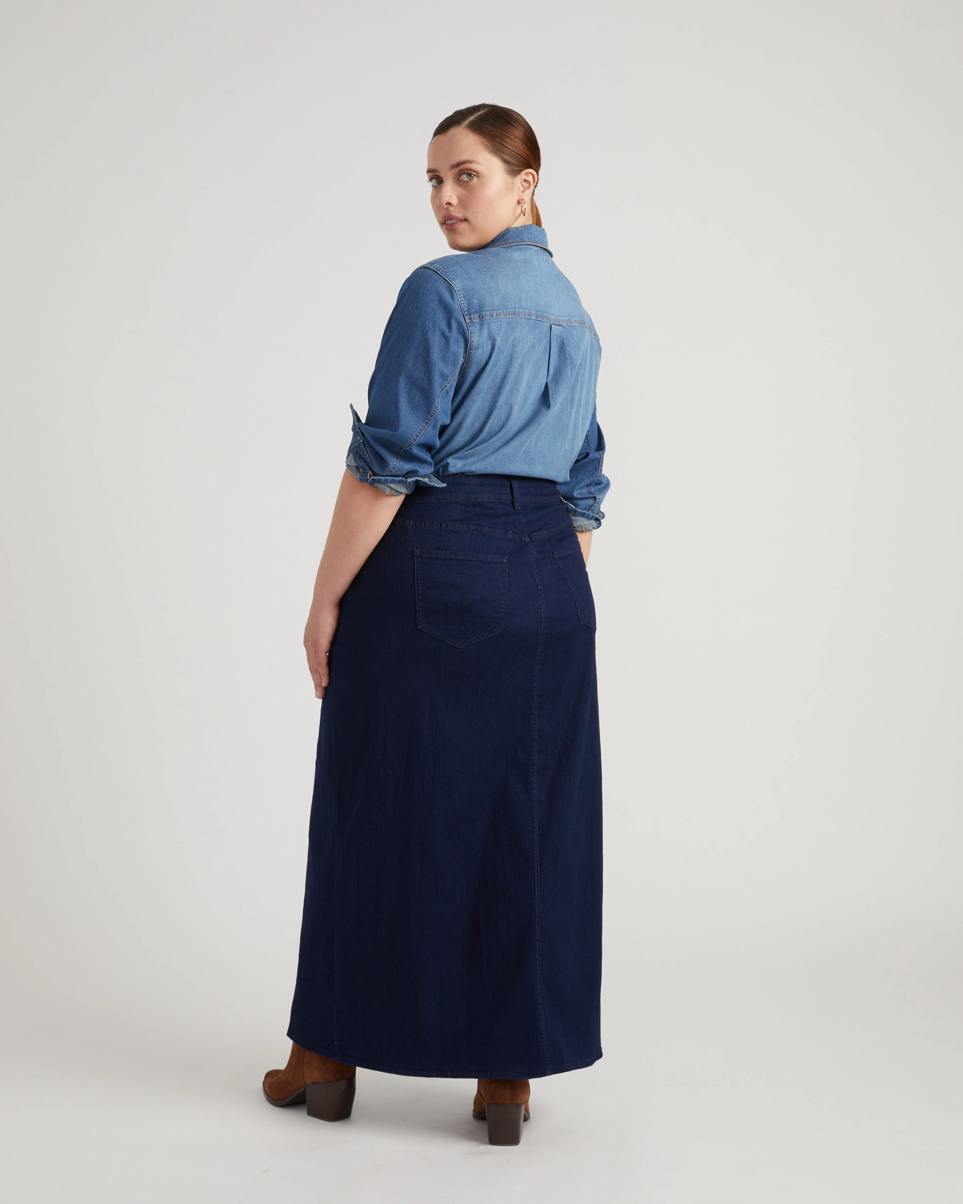 ComfortDenim Maxi Skirt - Dark Indigo - Image 3
