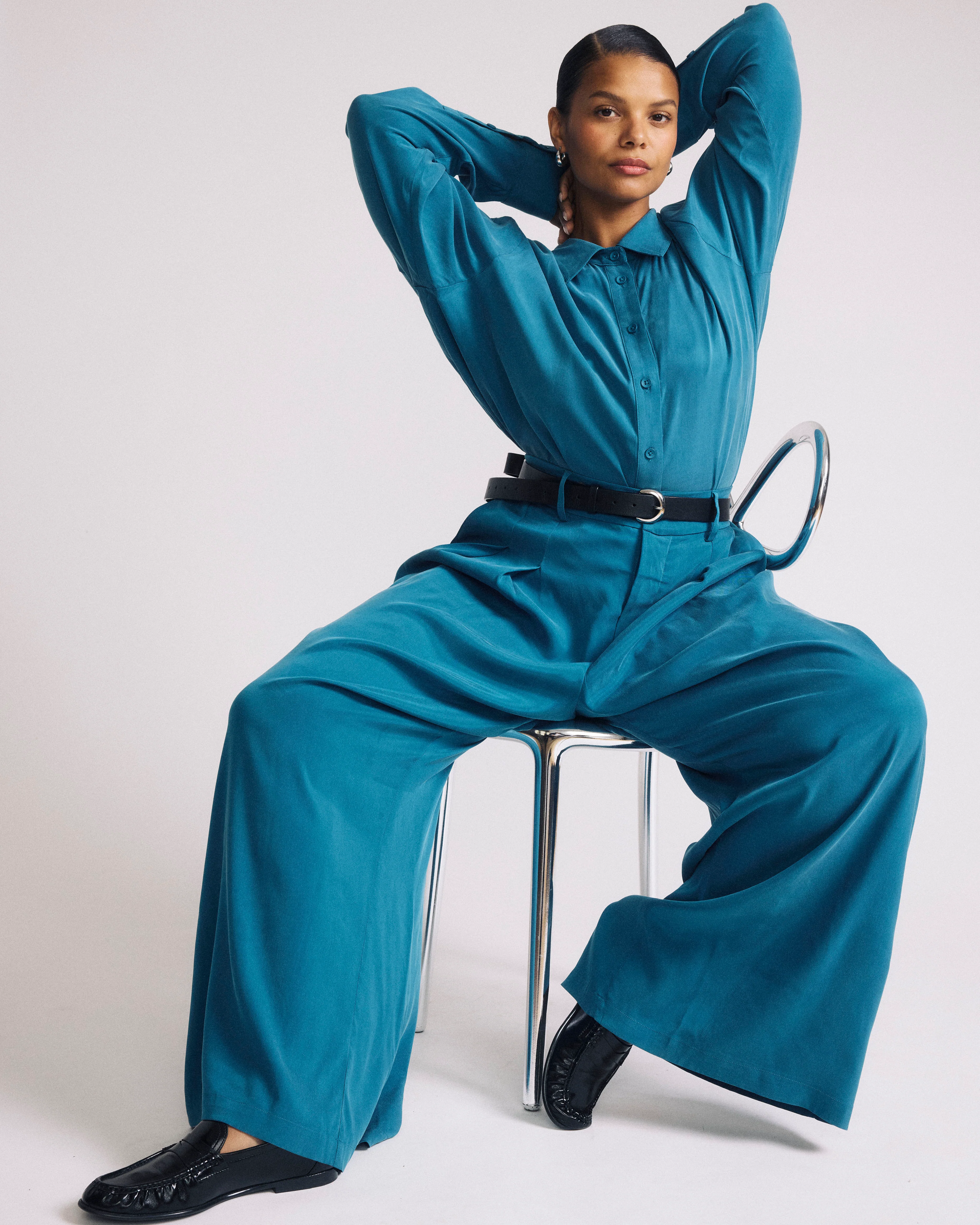 Cooling Stretch Cupro Artist Shirt - Blue Beetle - Image 2