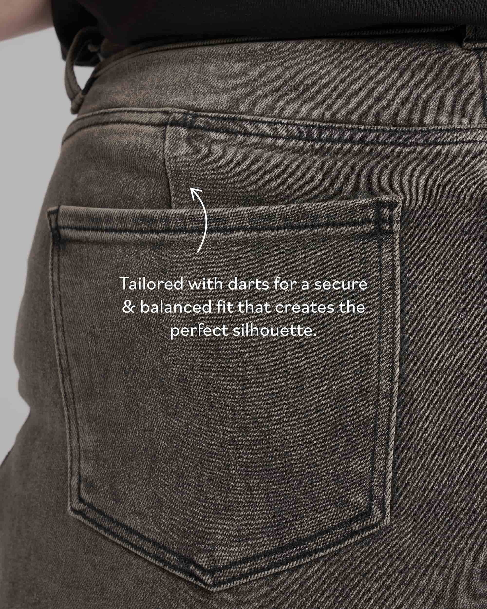 Donna High Rise Curve Straight Leg Jeans 32 Inch - Stonewash Black - Image 5