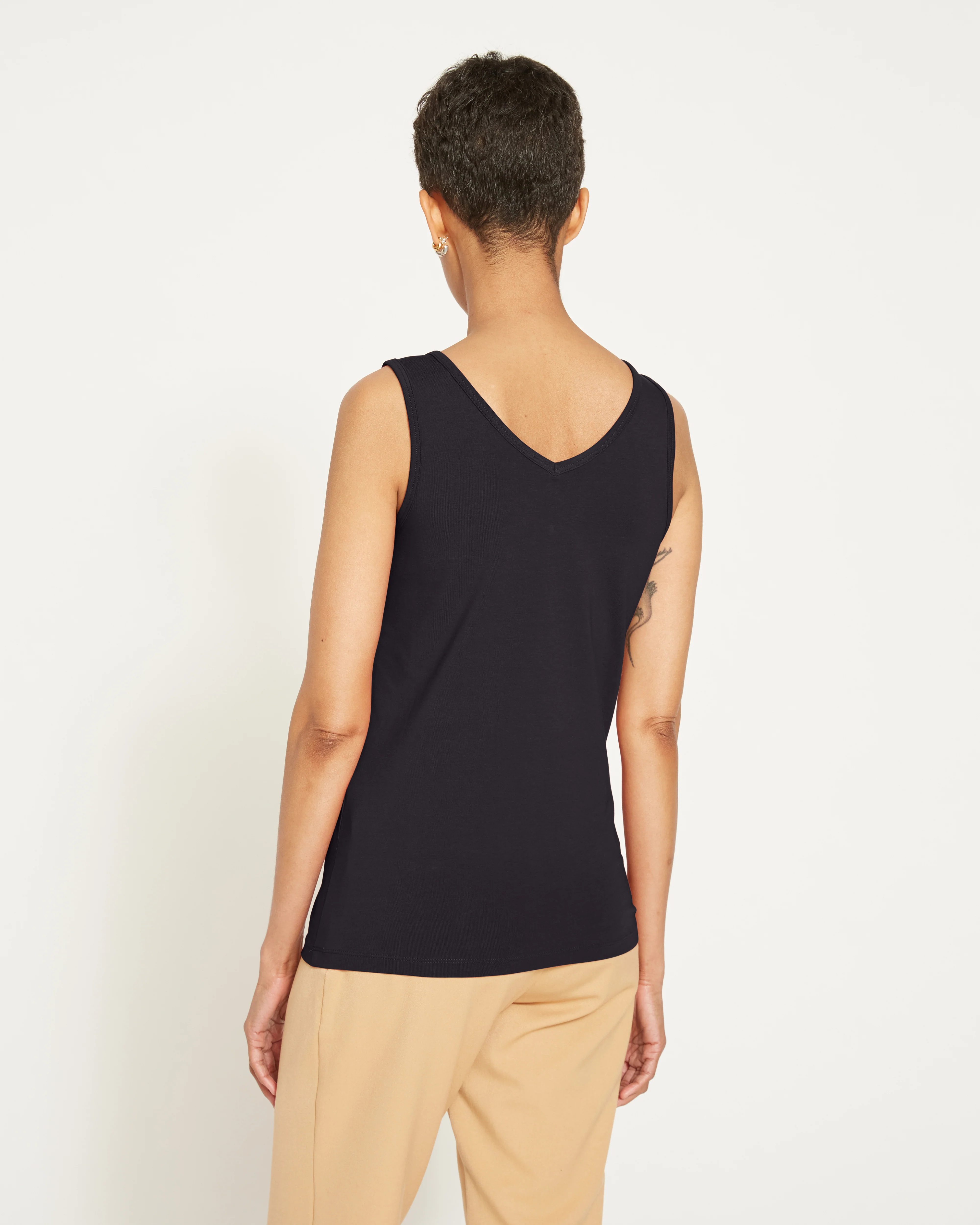 Double V Tank - Black - Image 4