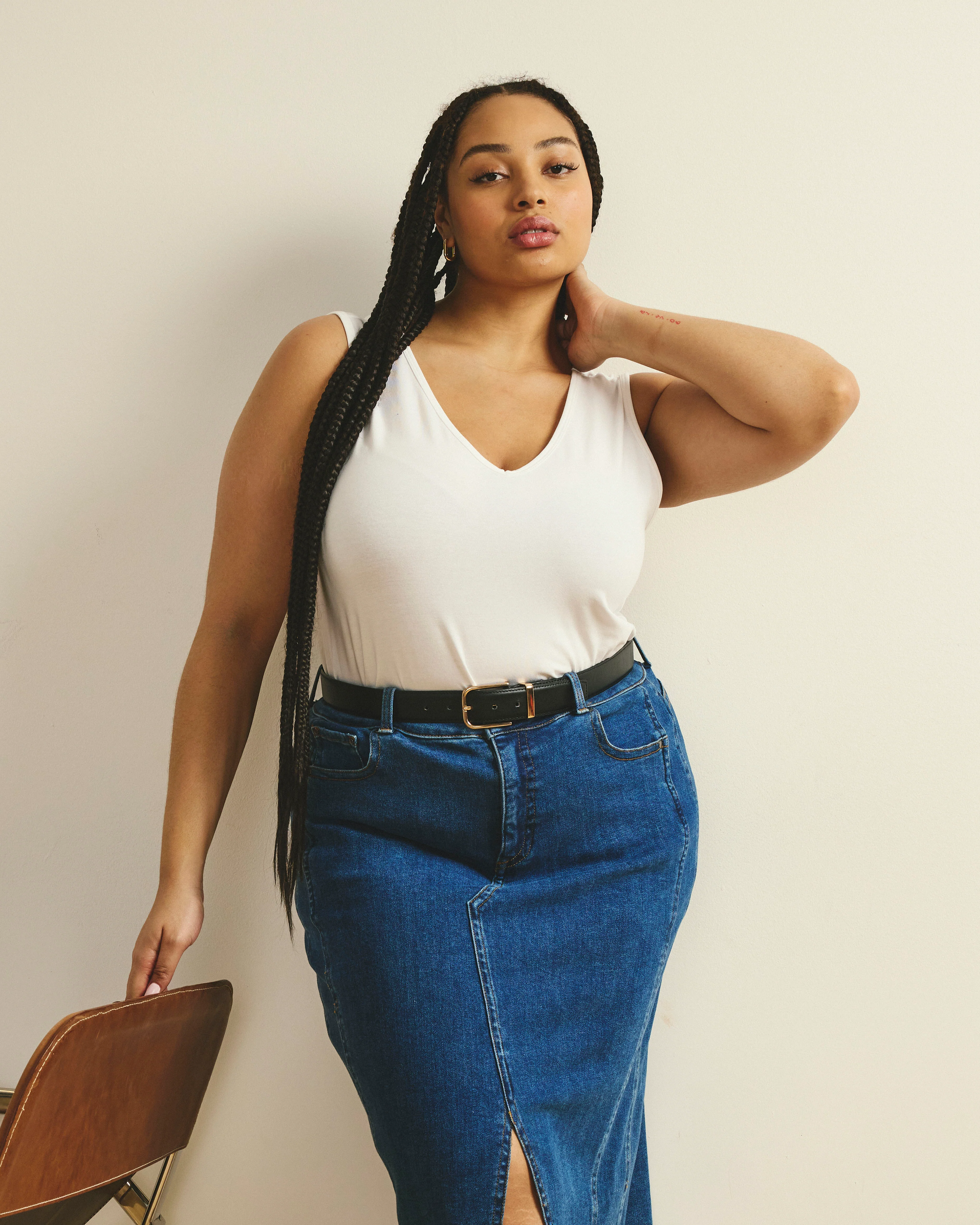 Double V Tank - White - Image 2