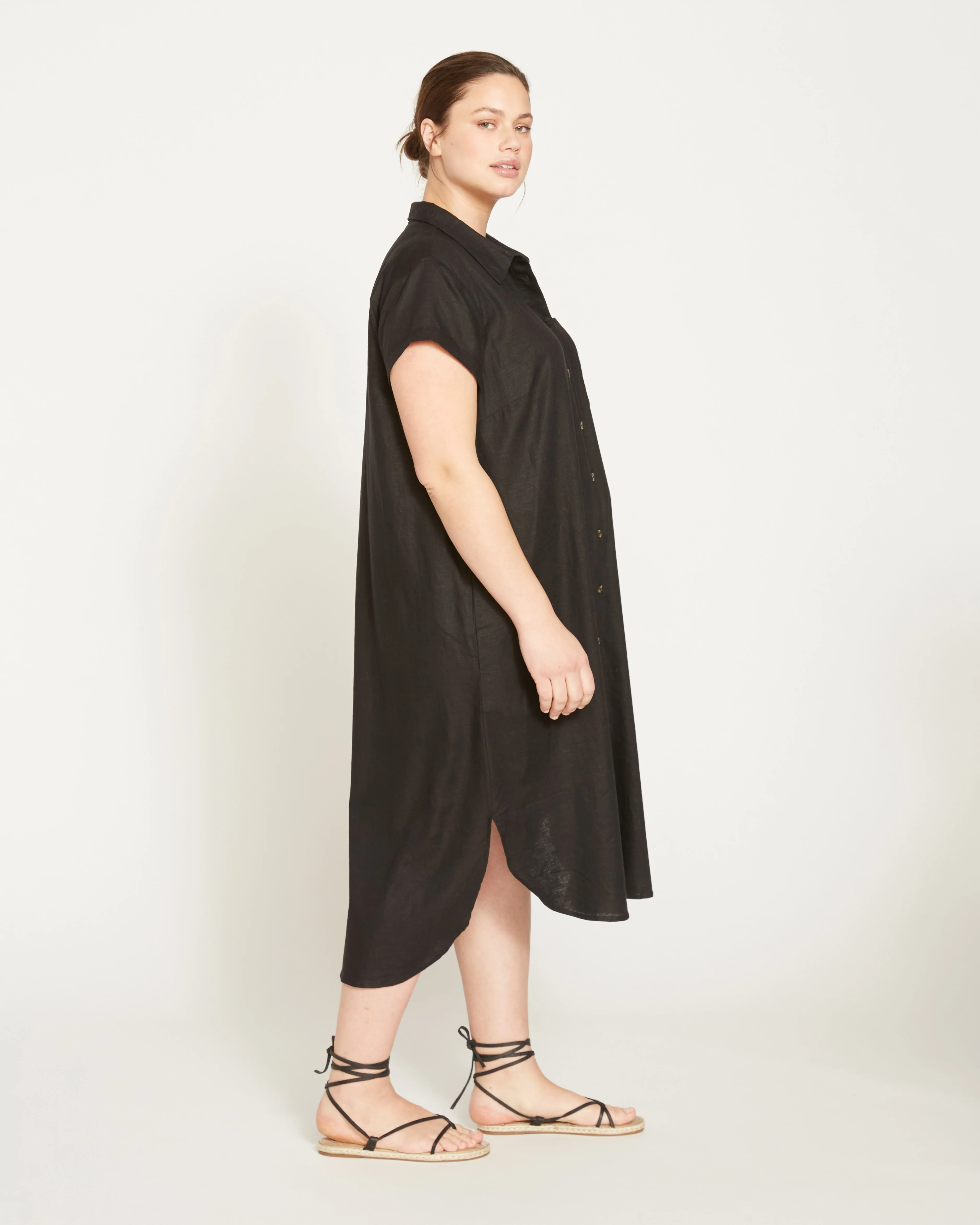 Dune Linen Shirtdress - Black - Image 4