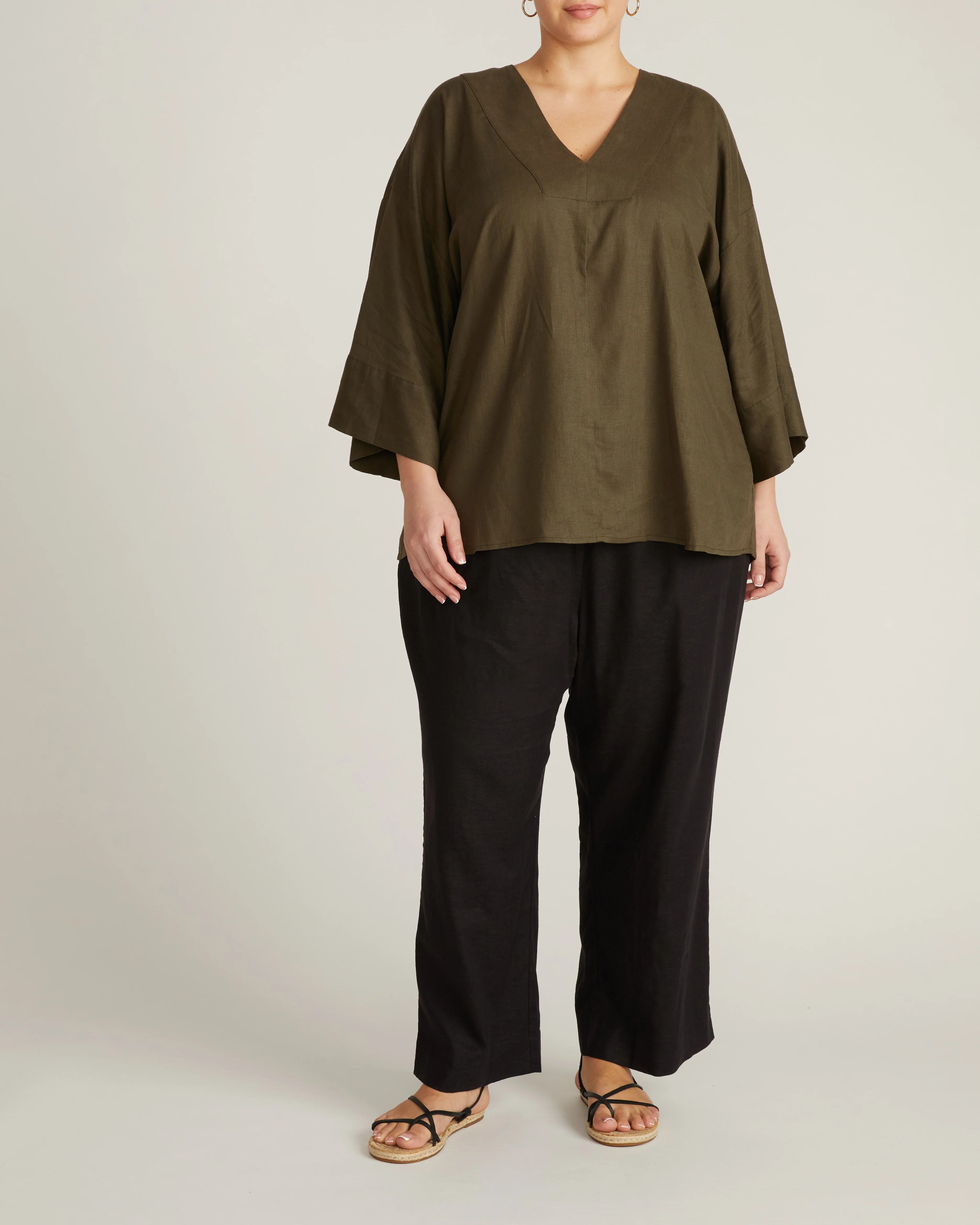 Elio V-Neck Linen Top - Camo - Image 5