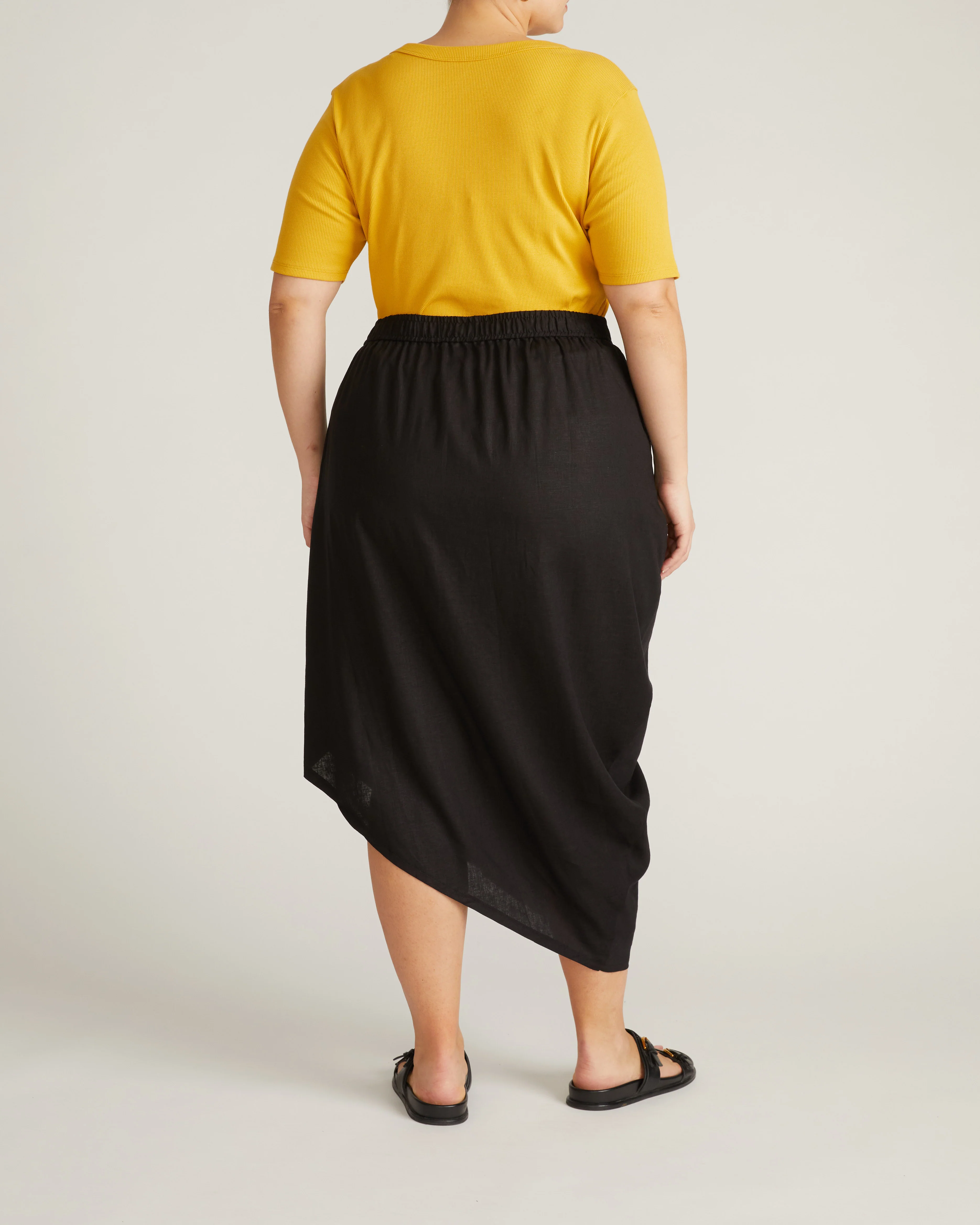 Geneva Linen Skirt - Black - Image 6
