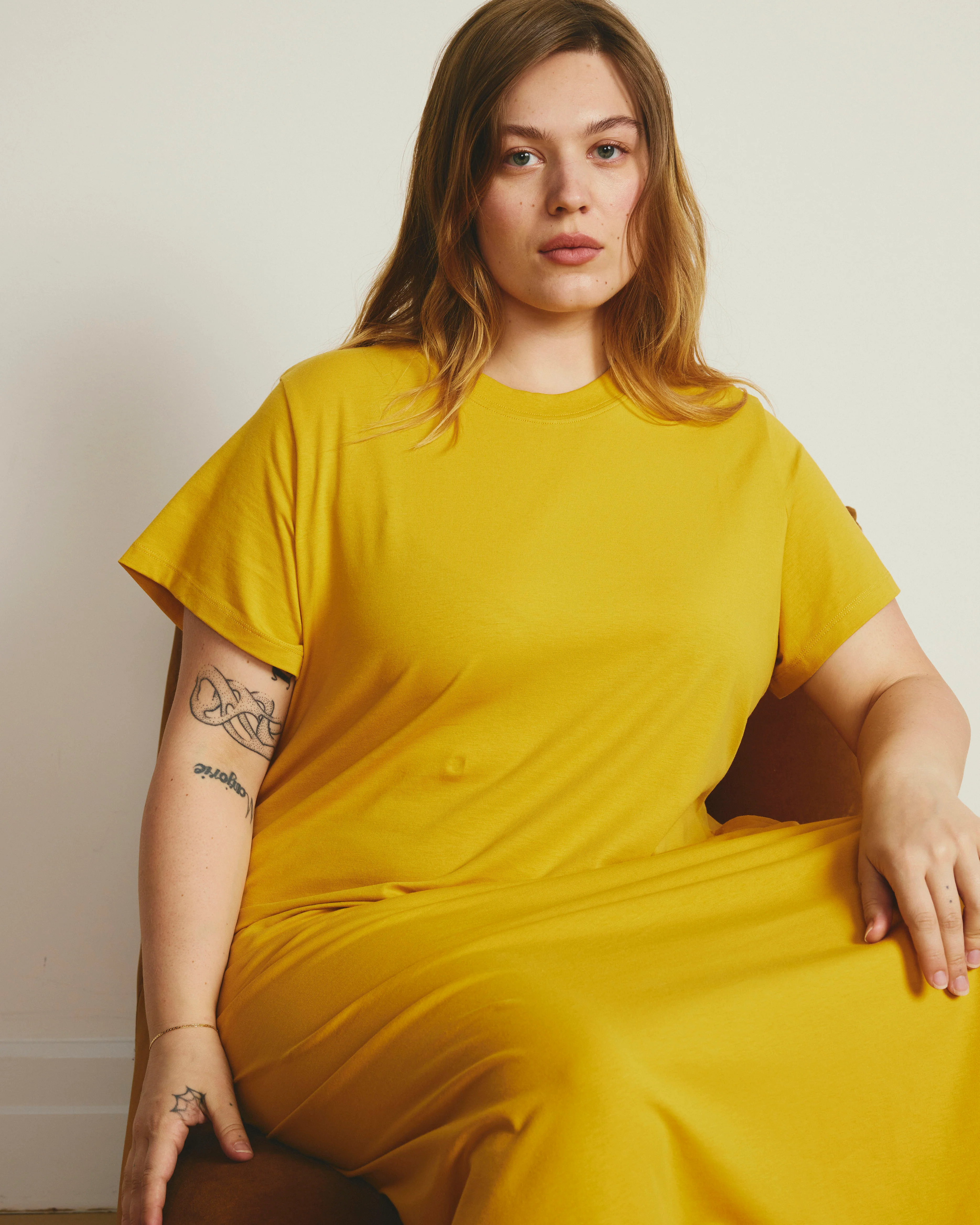 Halie Maxi T-Shirt Dress - Goldenrod - Image 3