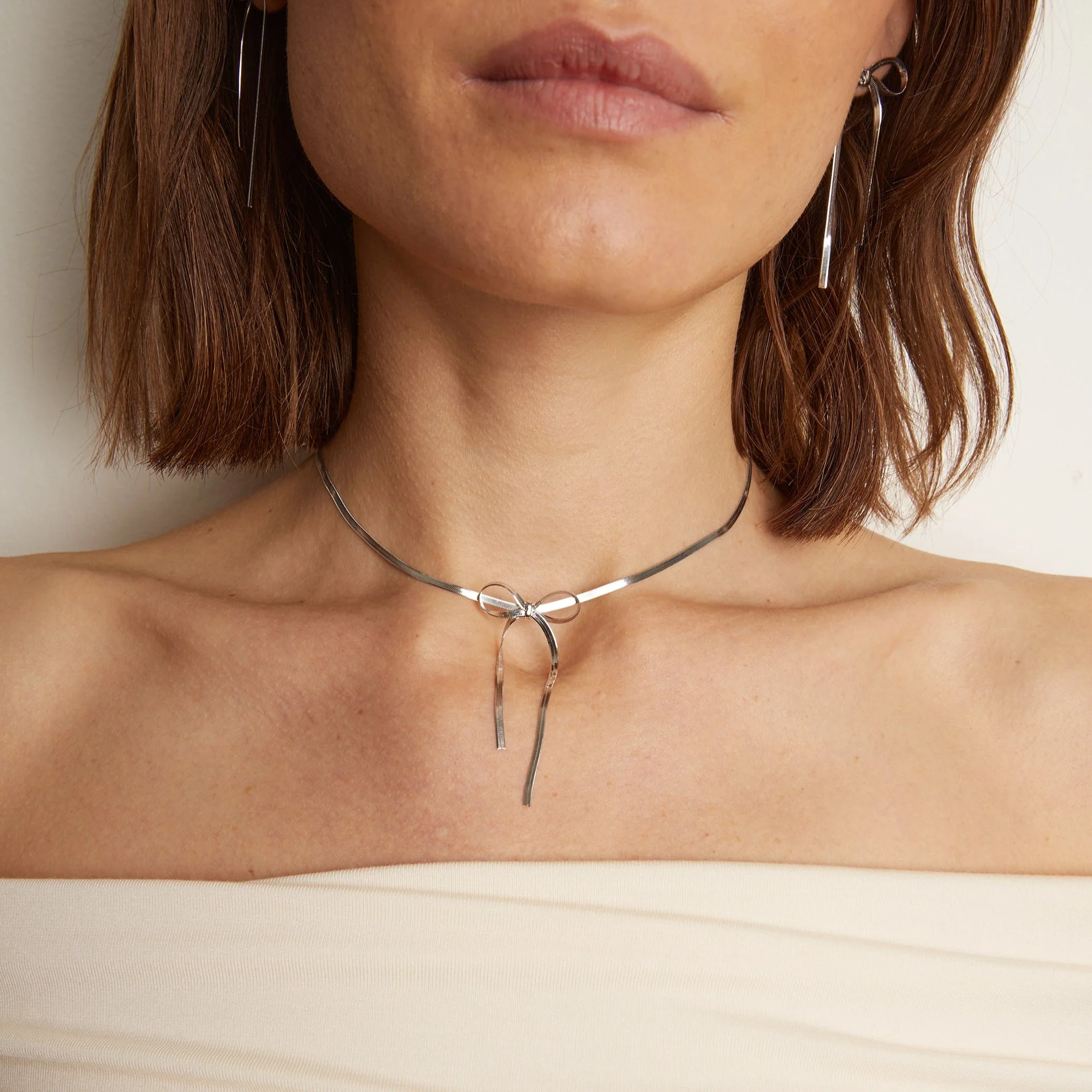 Aurate Herringbone Bow Choker - Image 7
