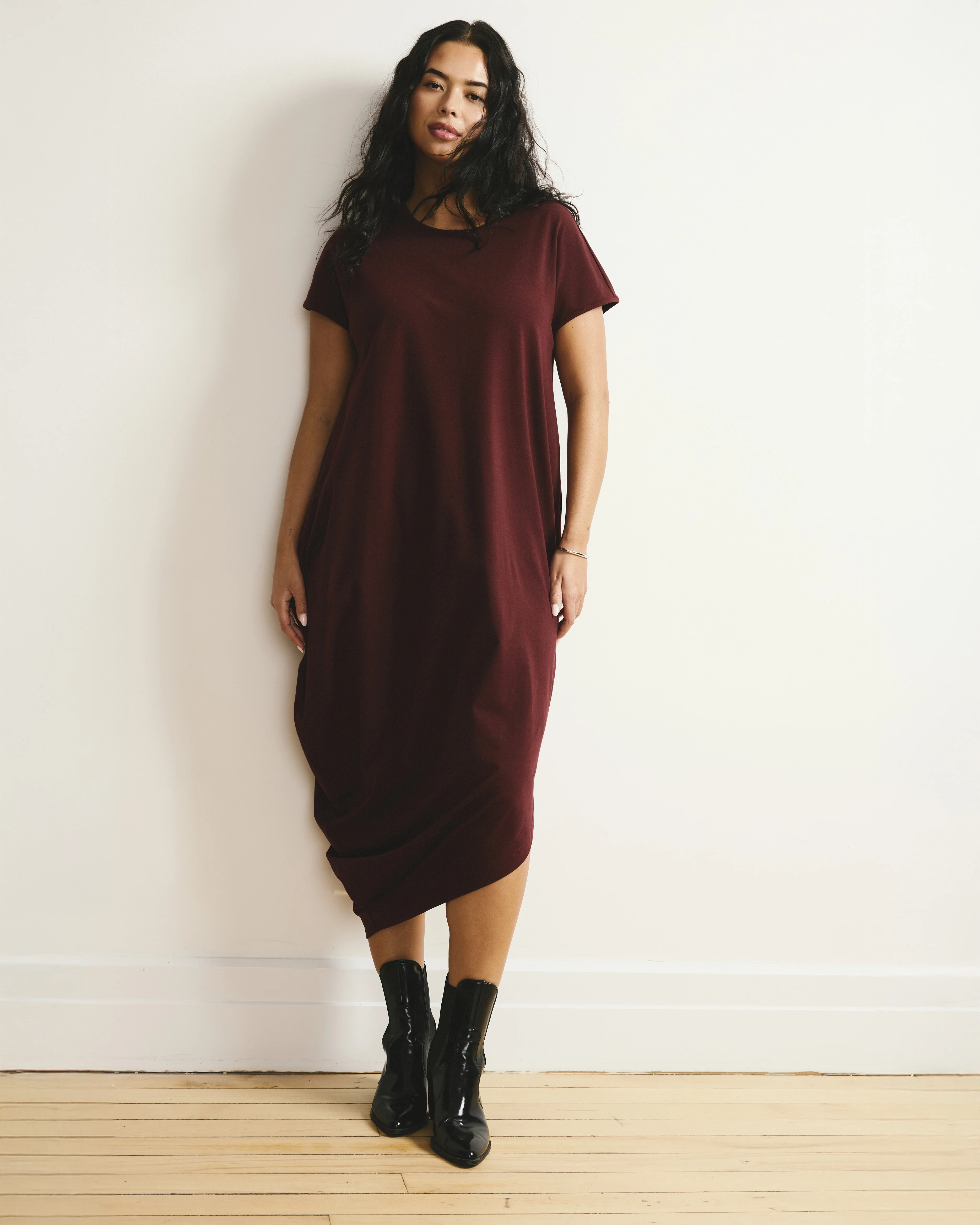 Iconic Geneva Dress - Black Cherry - Image 4