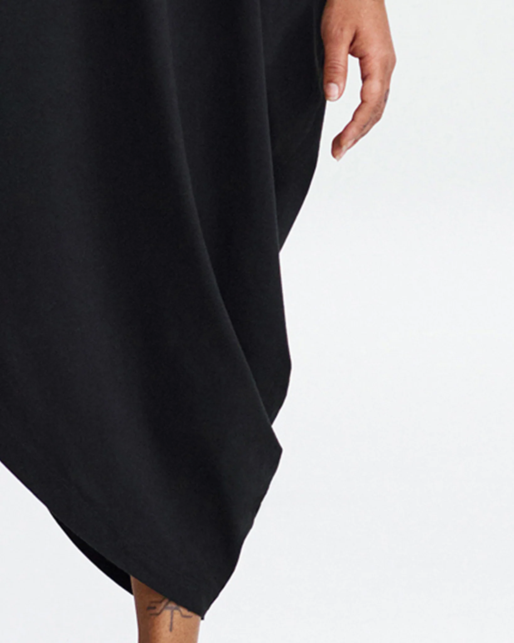 Iconic Petite Geneva Dress - Black - Image 5