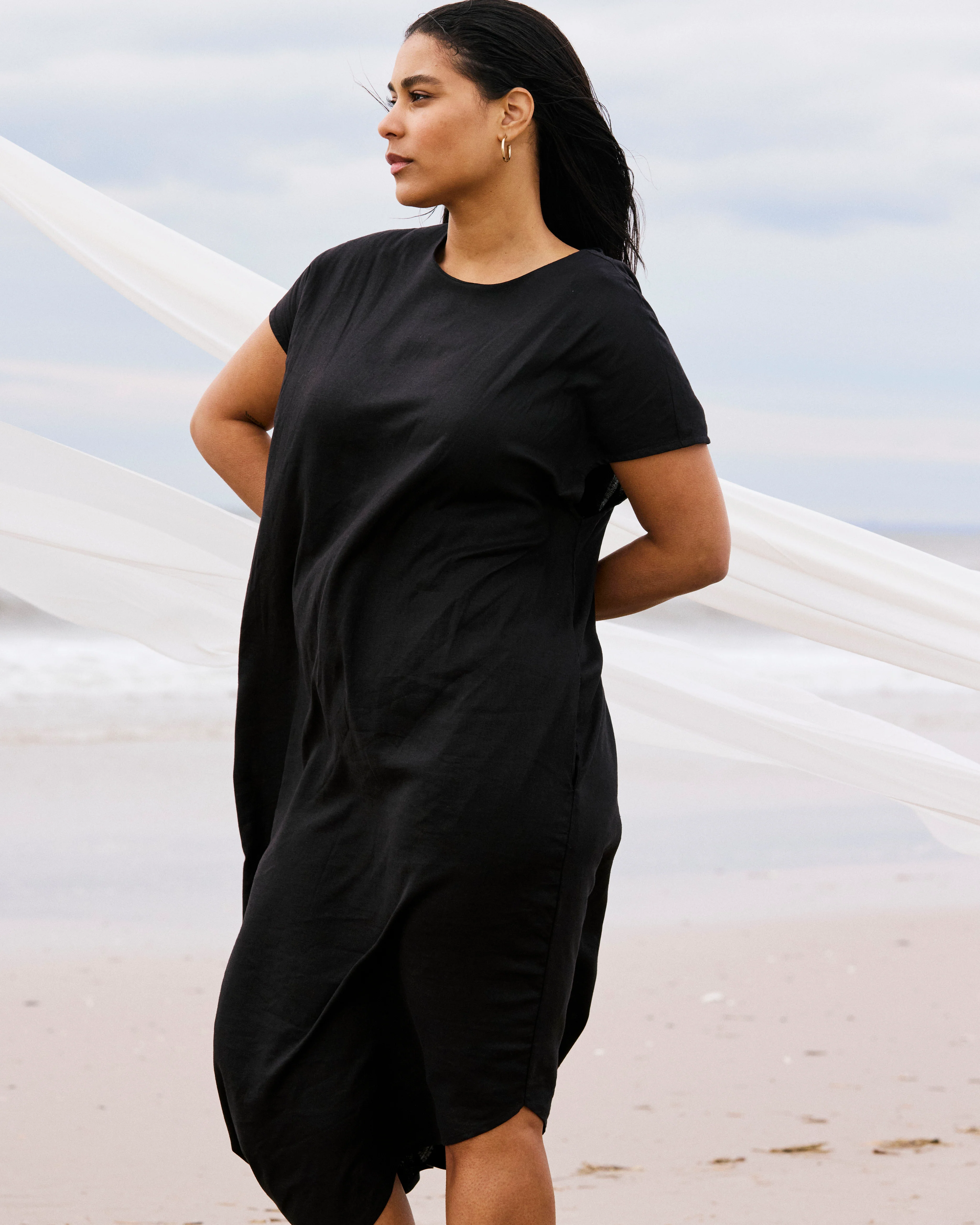 Iconic Stretch Linen Geneva Dress - Black - Image 4