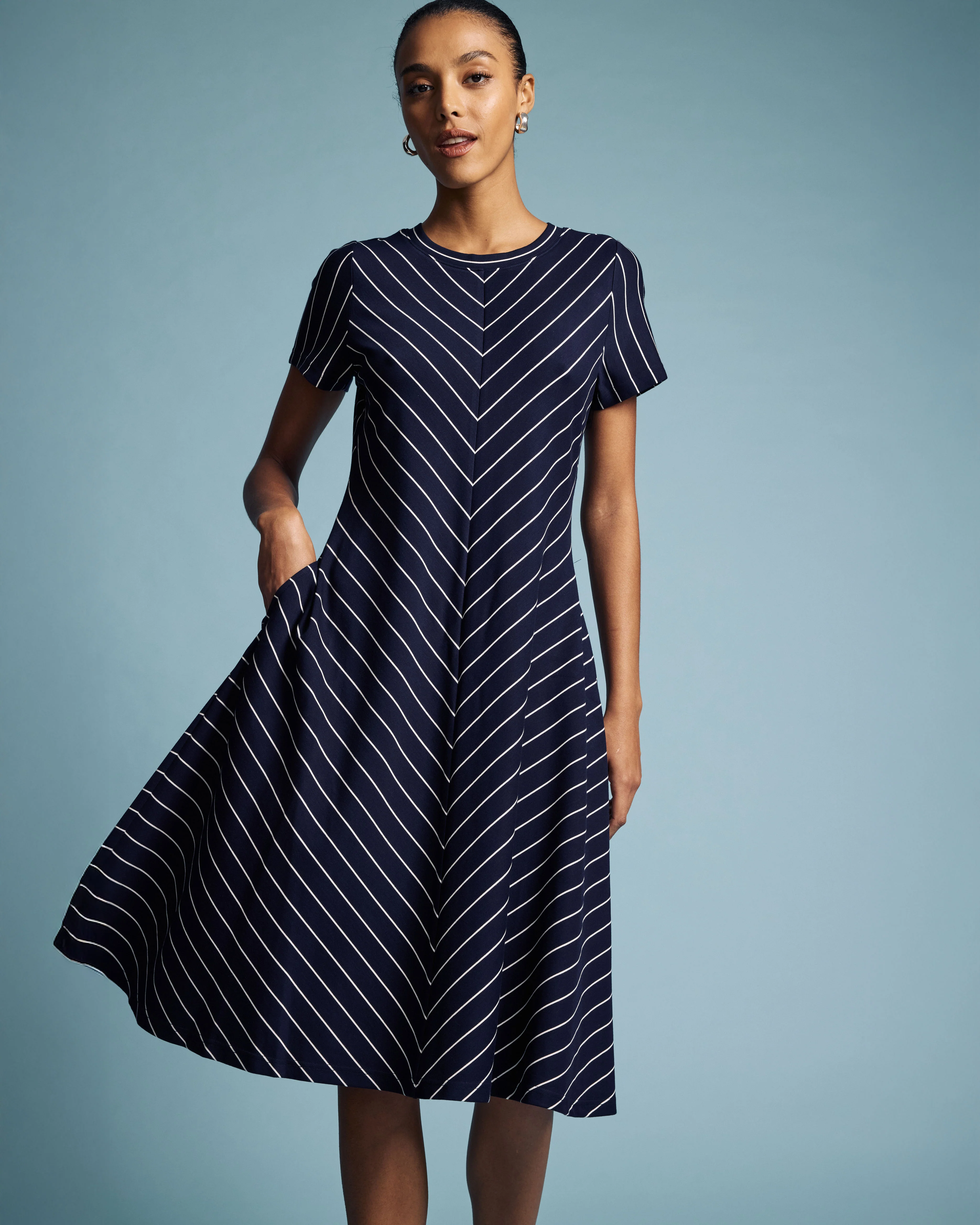 Imani Ponte Dress - Navy Pinstripe - Image 3