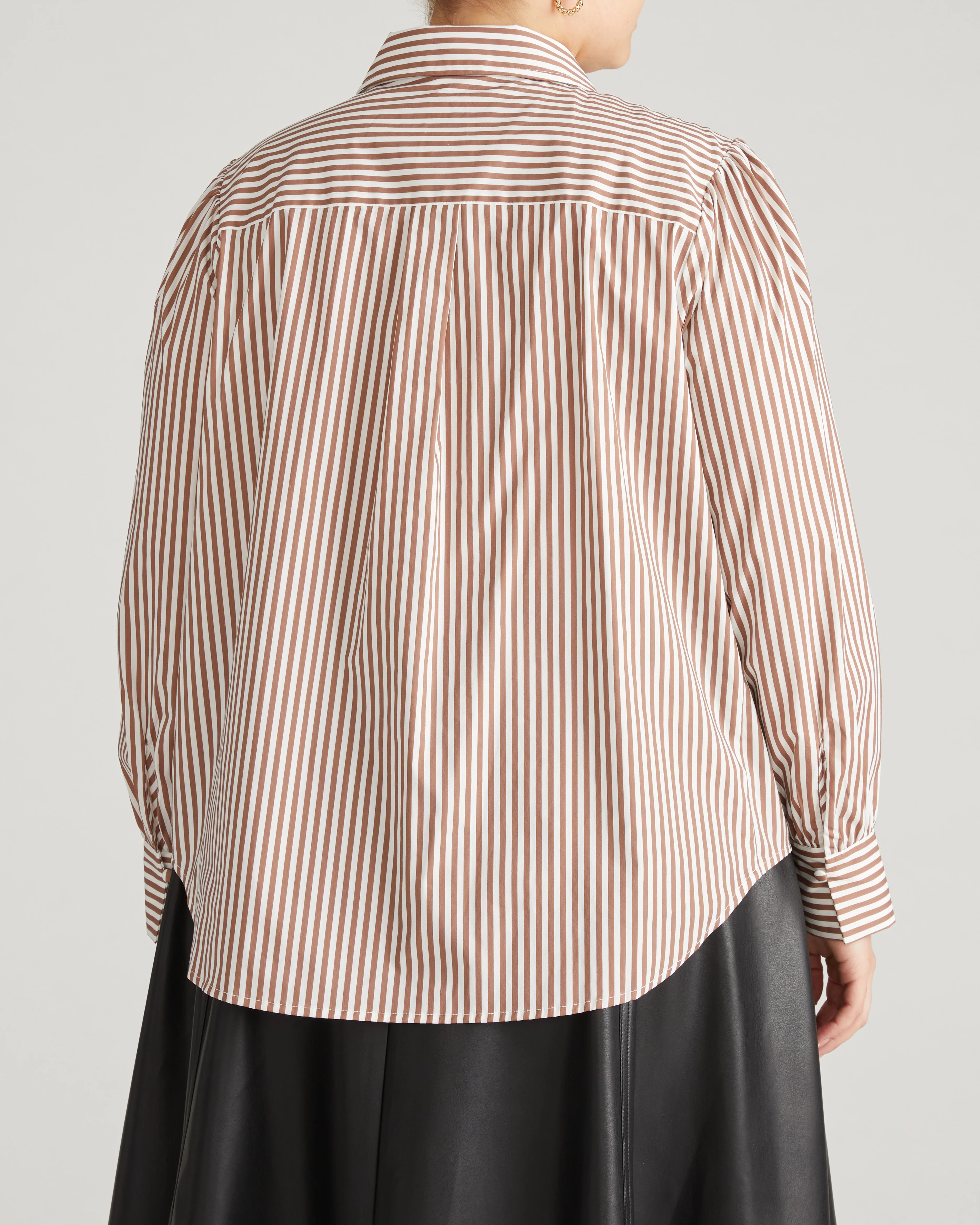 Janet Tie-Neck Cotton Poplin Shirt - Allspice/White Stripe - Image 9
