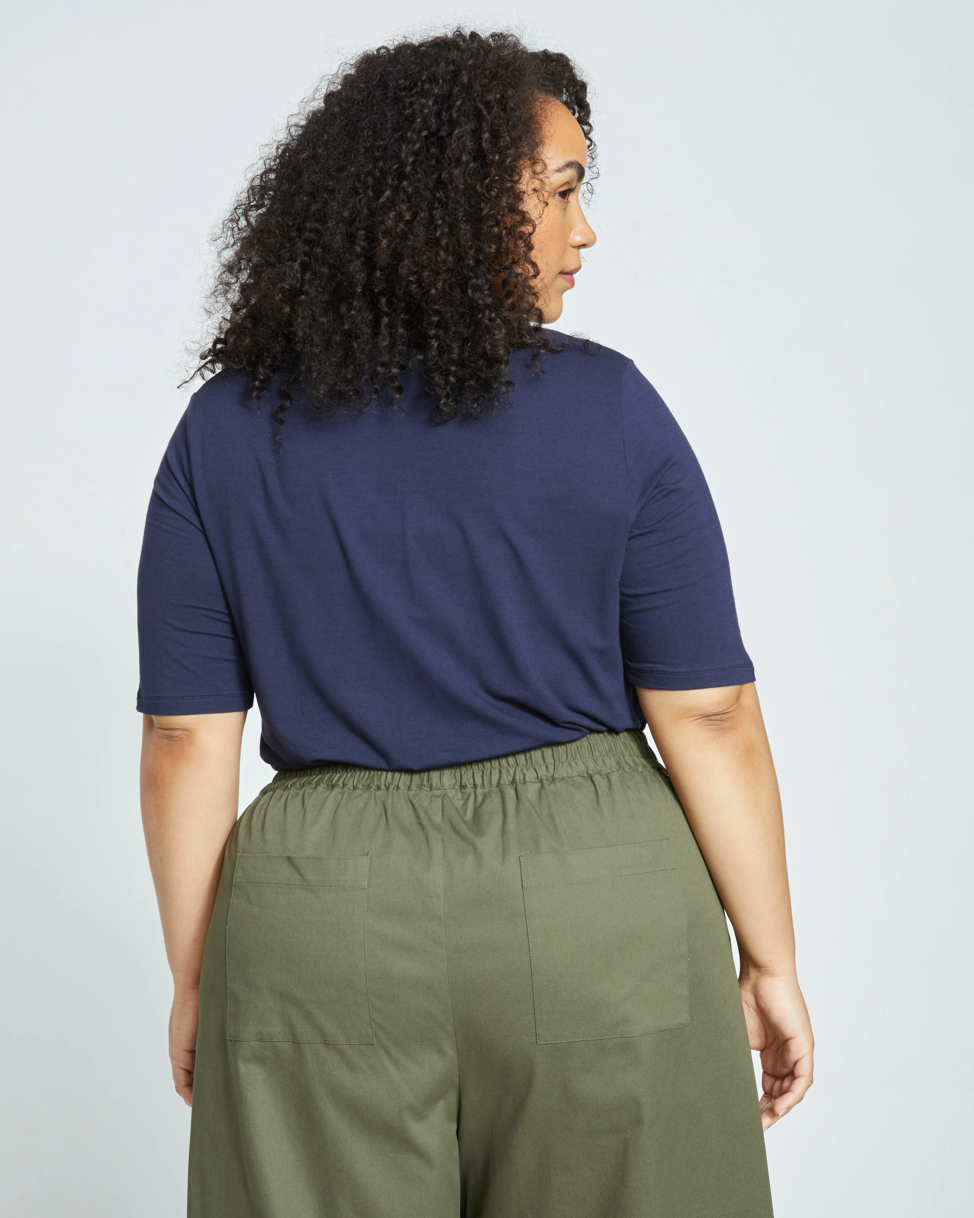 Lily Liquid Jersey V-Neck Stovepipe Tee - Midnight - Image 6