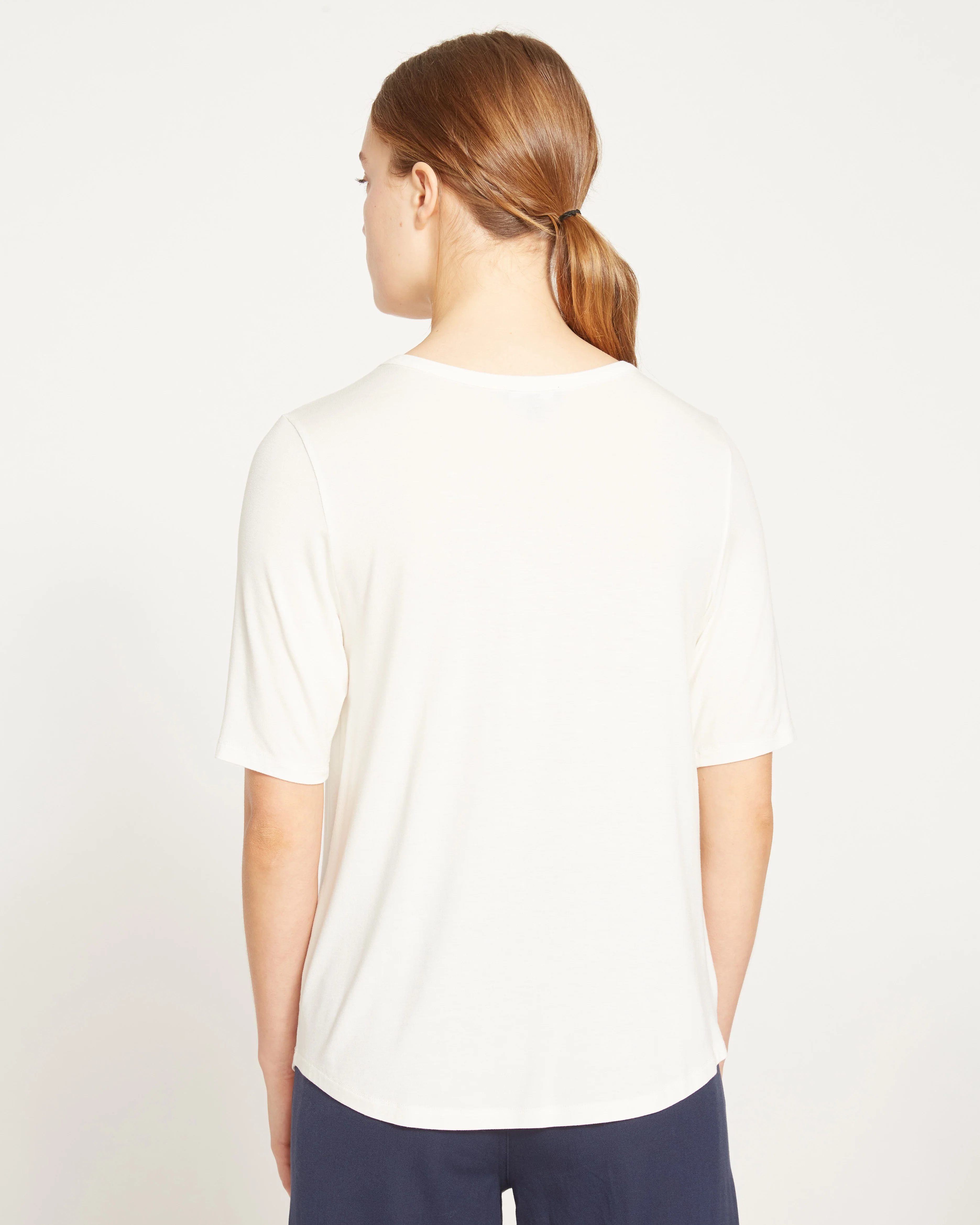 Lily Liquid Jersey V-Neck Stovepipe Tee - White - Image 5