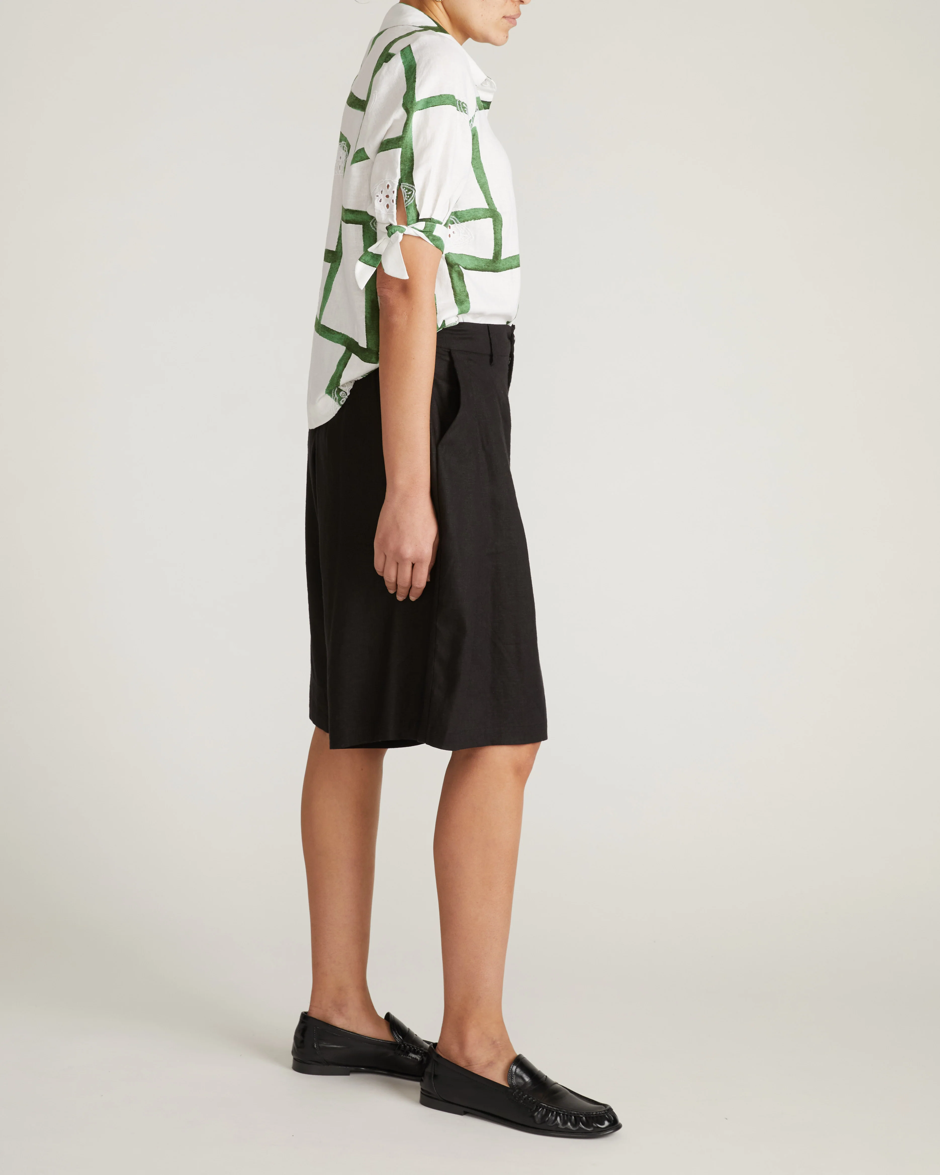 Luisa Short Sleeve Linen Shirt - Green Paint Print - Image 6