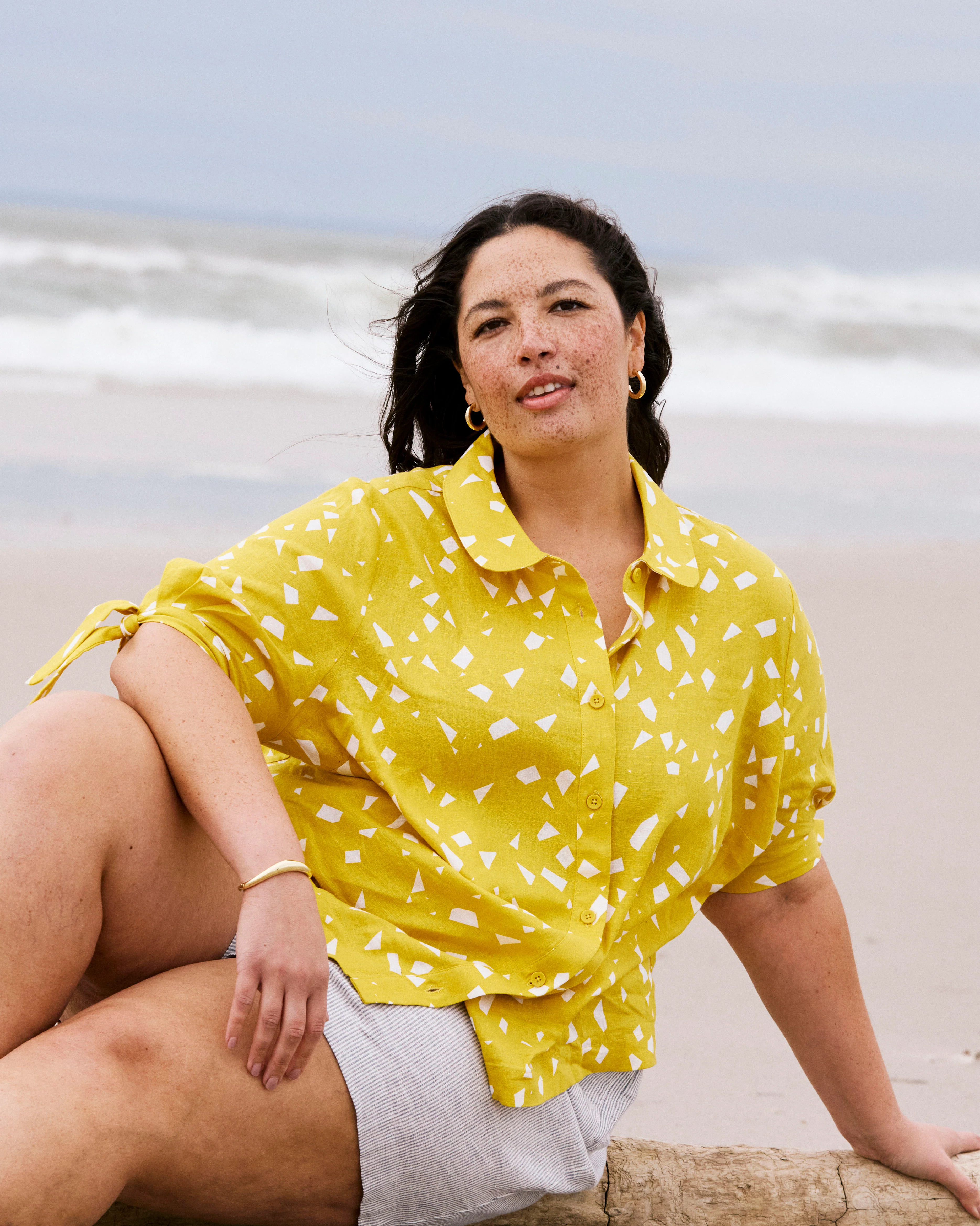 Luisa Short Sleeve Linen Shirt - Yellow Confetti Print - Image 3