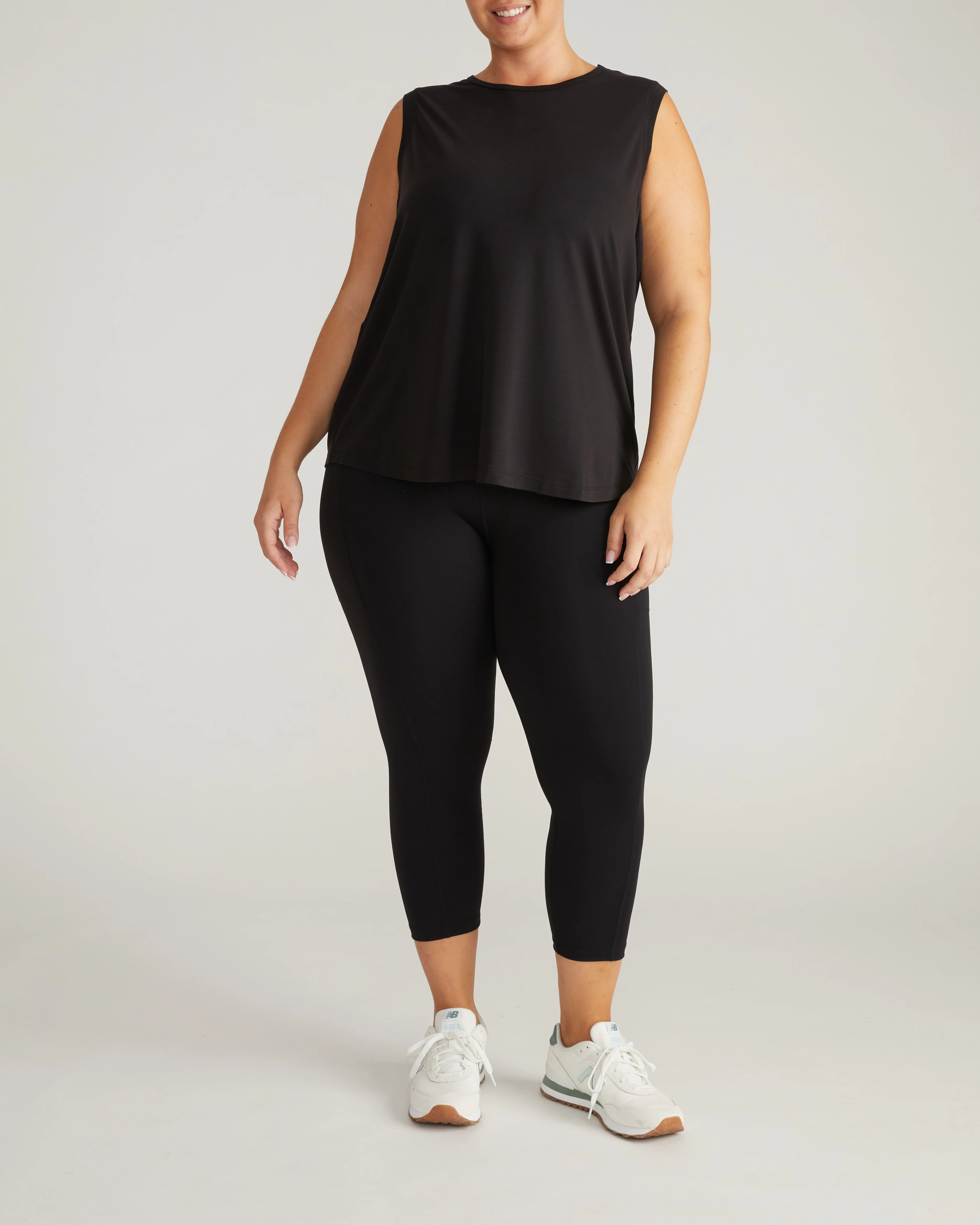 Mia Movement Tank - Black - Image 4