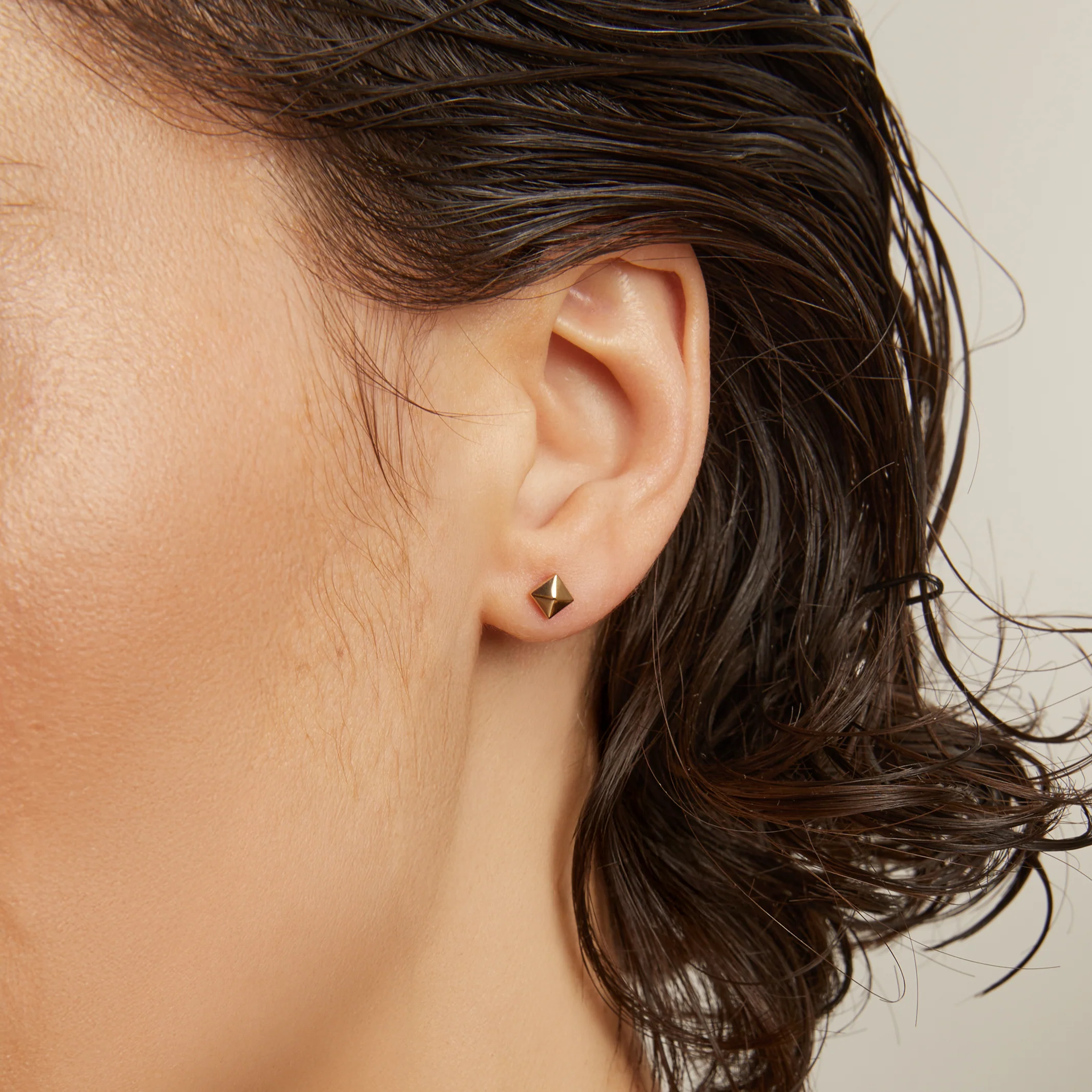 Aurate Mini Pyramid Stud Earrings - Image 2