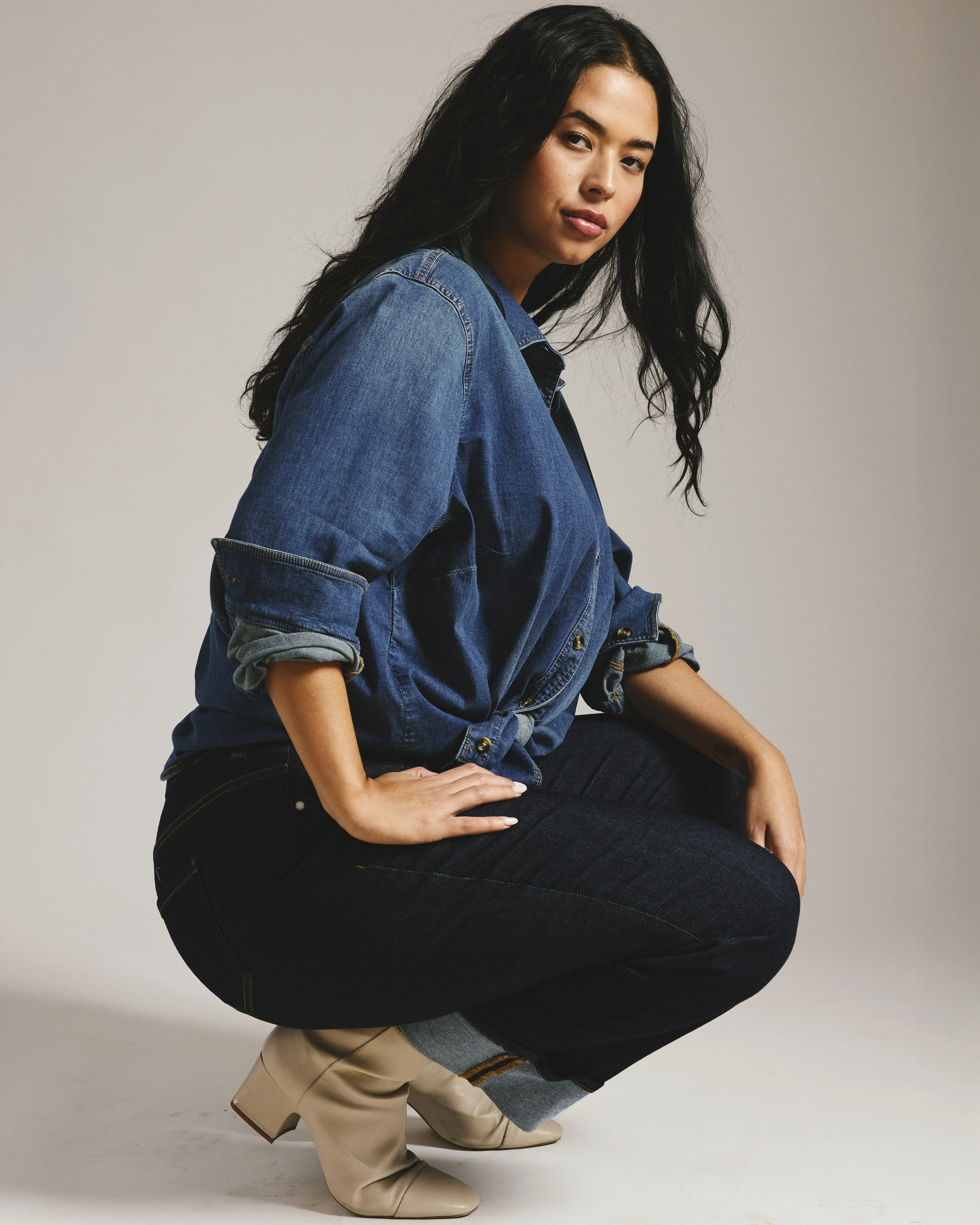 Minimalist Stretch Cotton Chambray Shirt - Union City Blue - Image 5