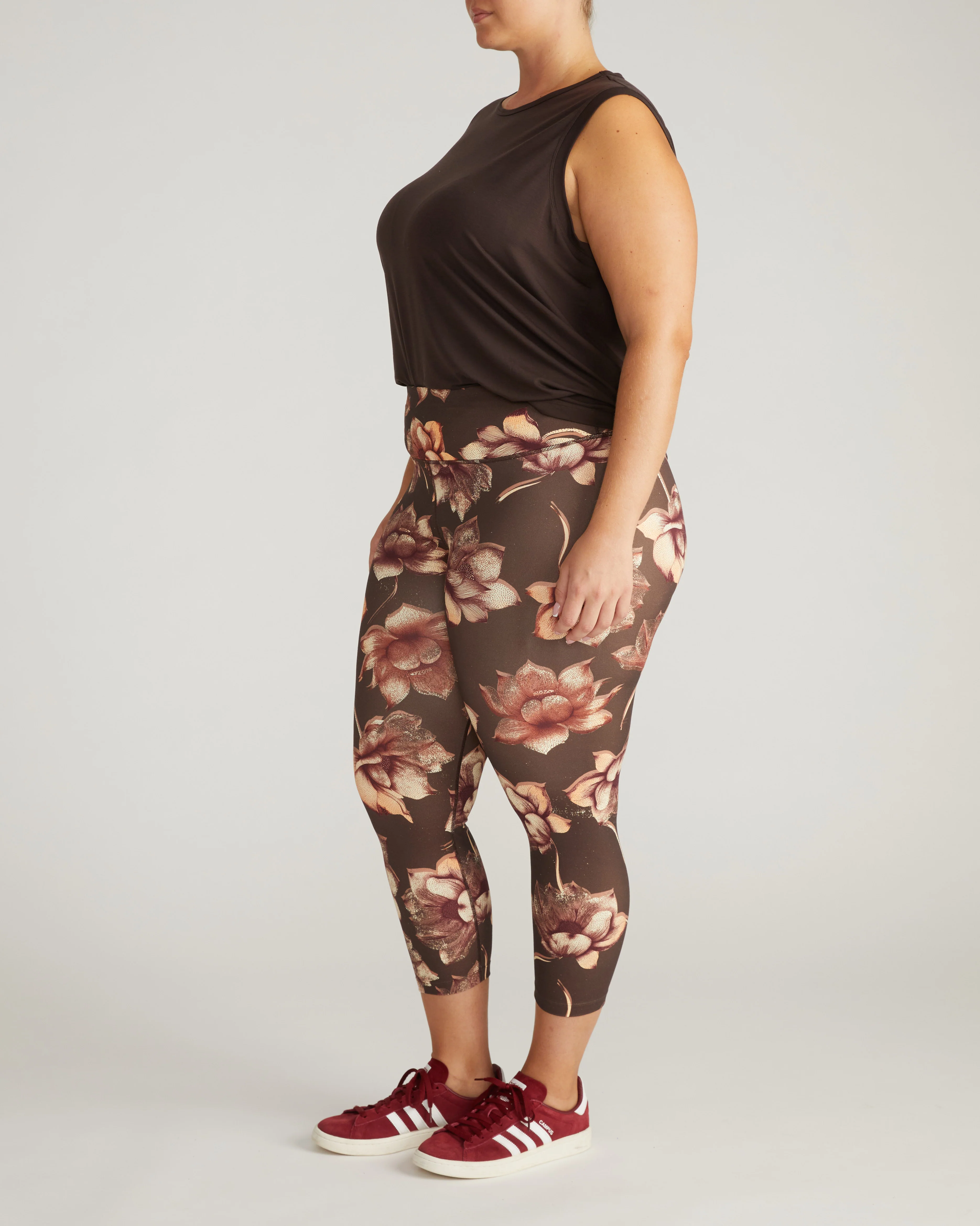 Next-to-Naked Cropped Legging - Lotus Print - Image 5
