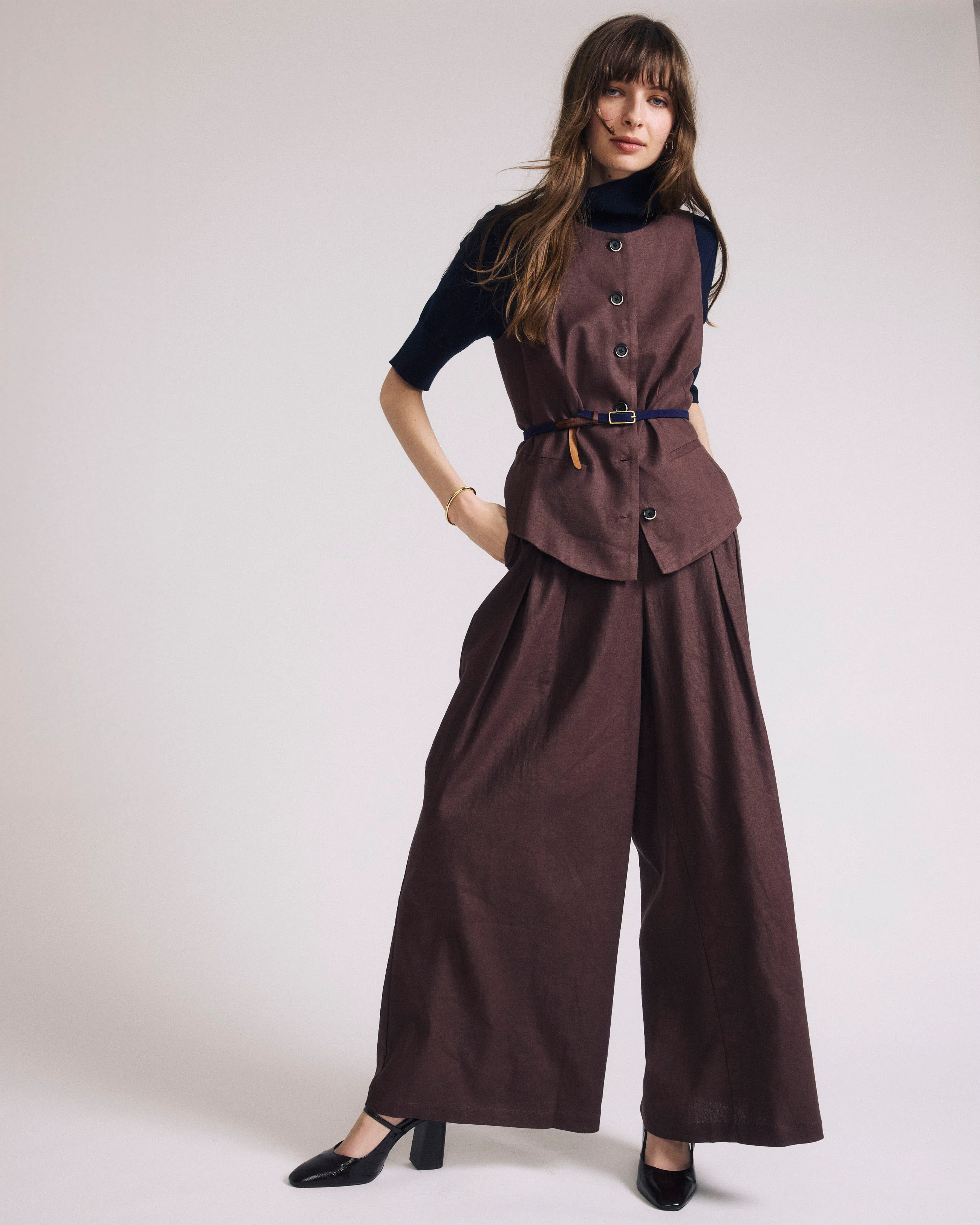 Palais Stretch Linen Wide Leg Pant - Sophisticated Brown - Image 3