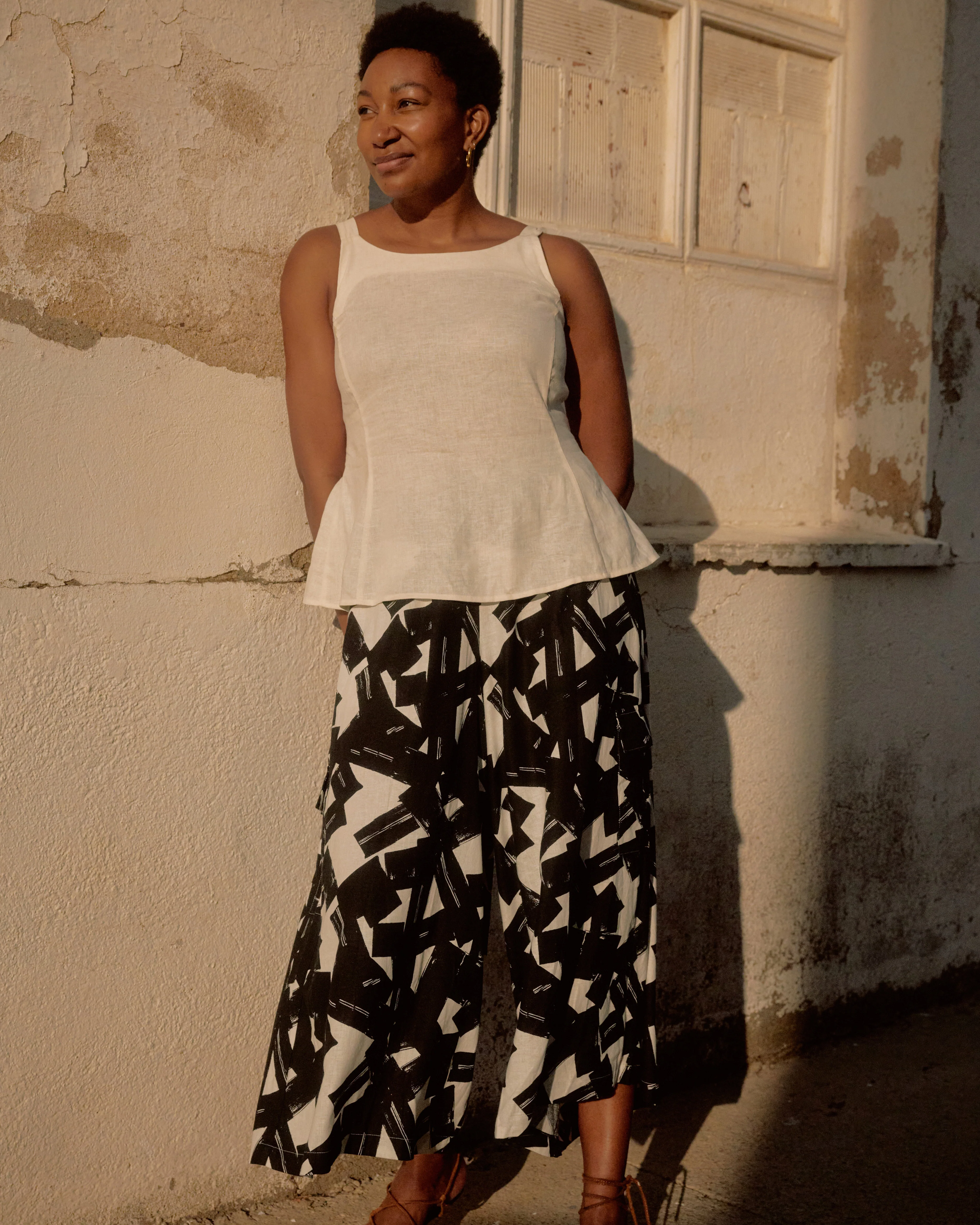 Palazzo Cargo Linen Pant - Santiago Print - Image 7
