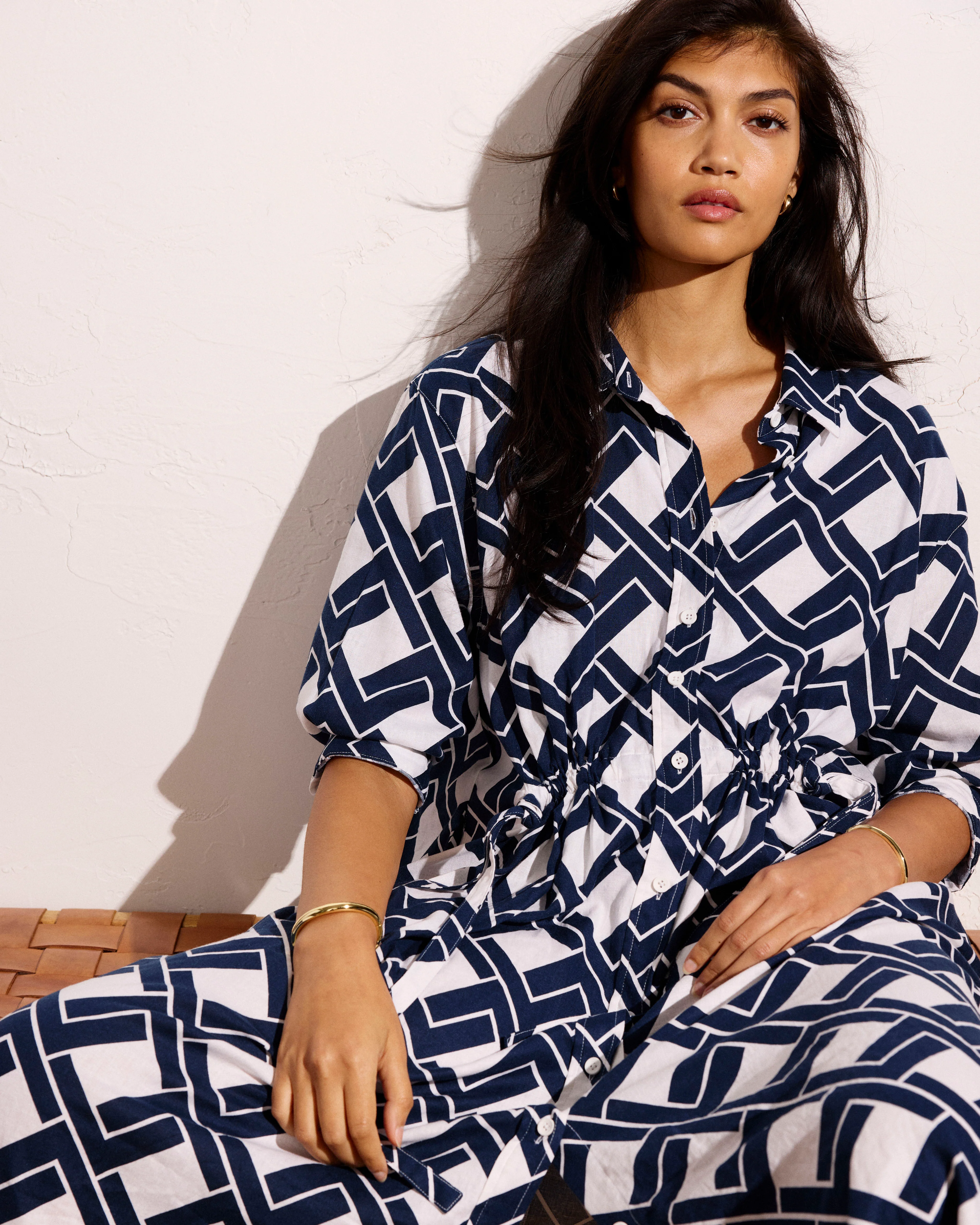 Paros Drawstring Linen Shirtdress - Geometrica Print - Image 3