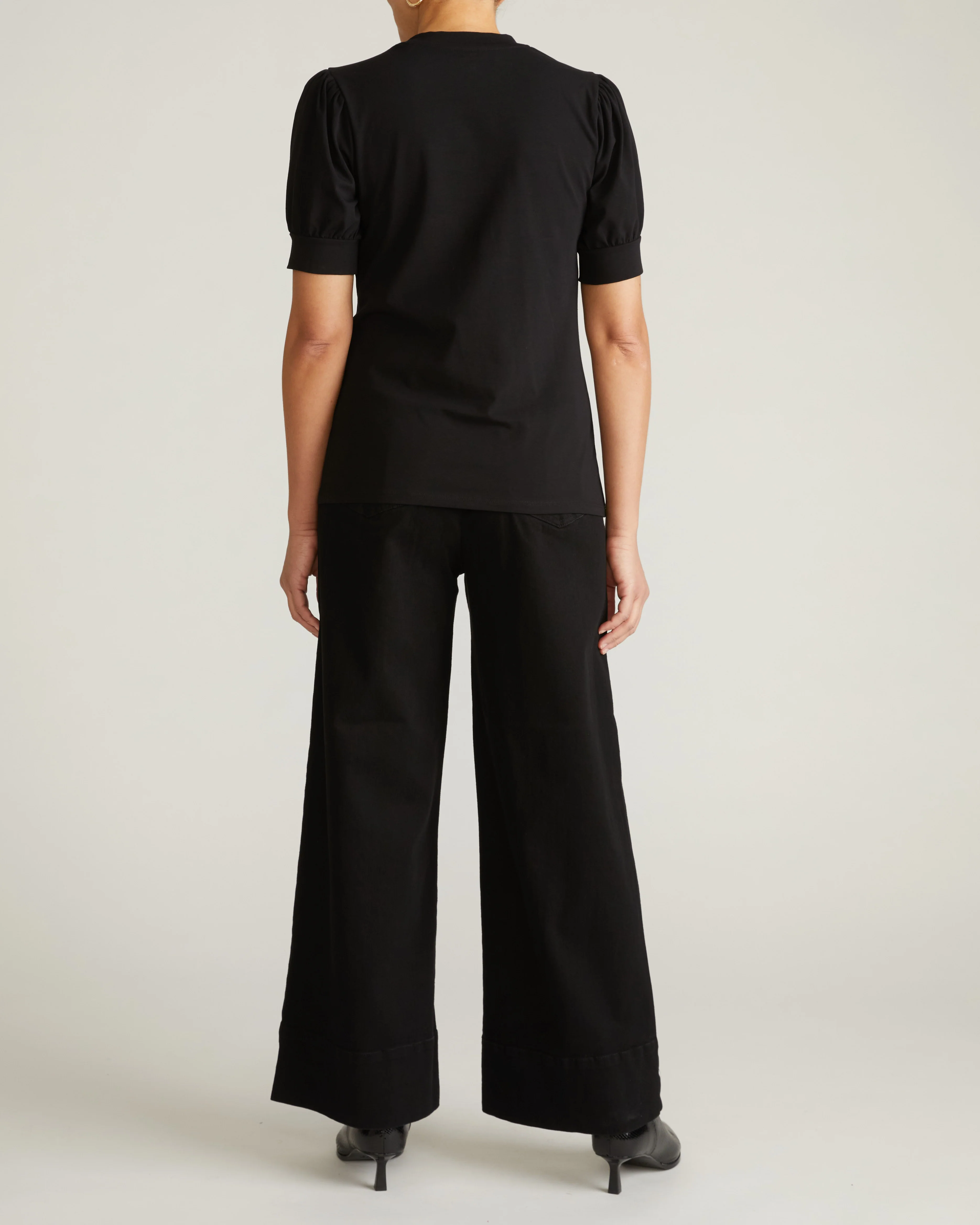 Pouf Sleeve Tee - Black - Image 4