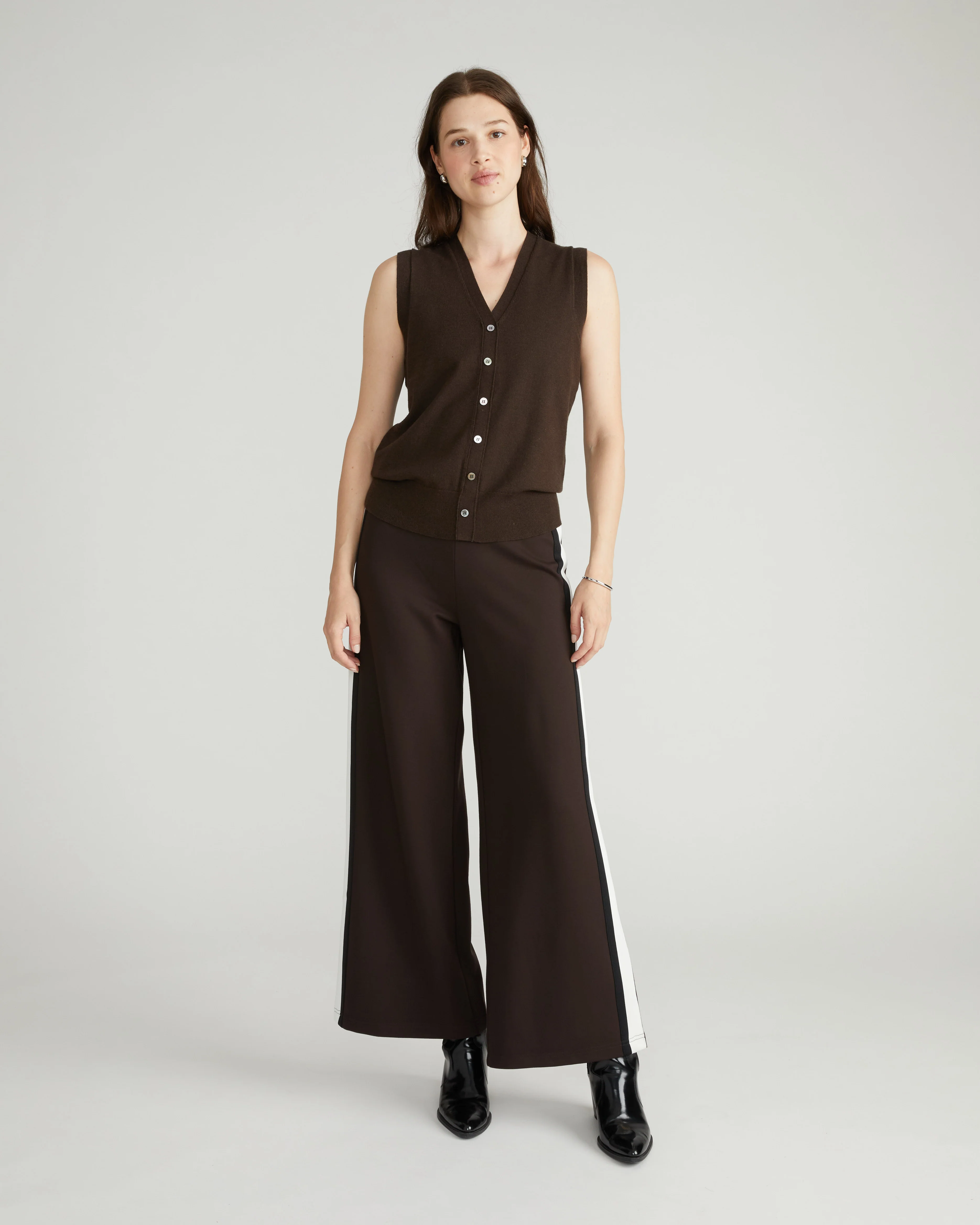 Savvy Fine Knit Cardigan Vest - Espresso - Image 3