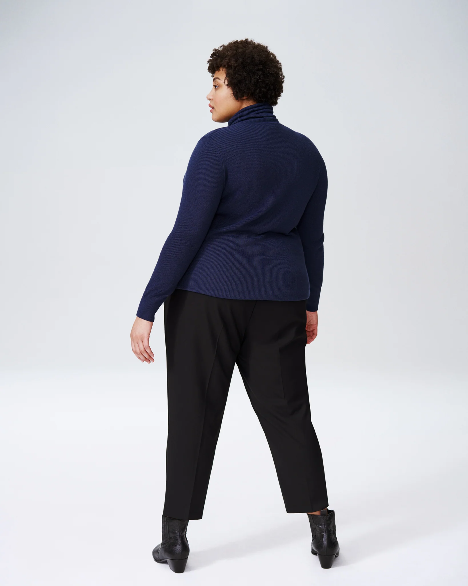 Silvia Slim Cut Trousers 29 inch - Black - Image 3
