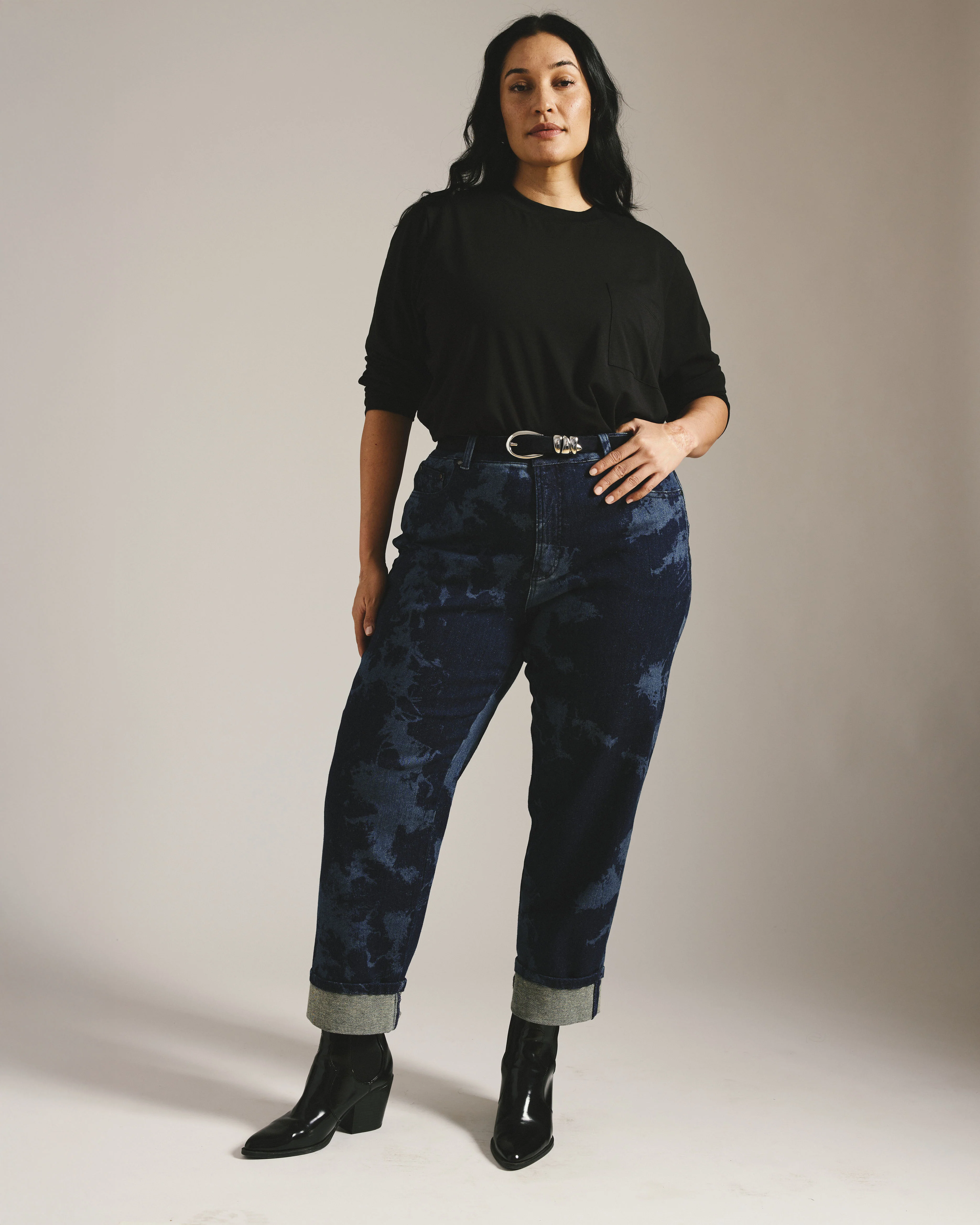 Stevie High Rise Cuffed Straight Leg Jeans - Indigo Tiedye Wash - Image 4