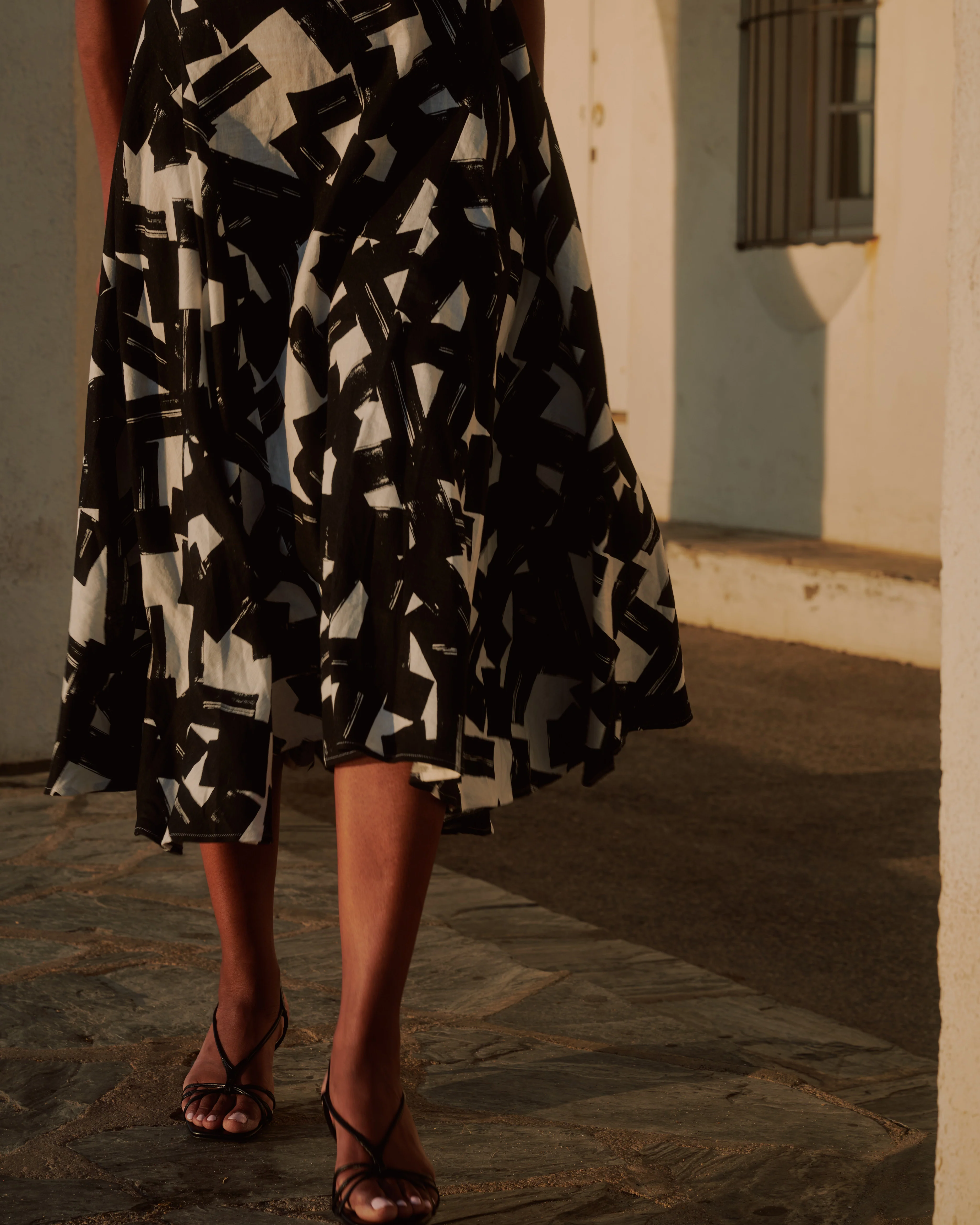 Sunshower Flowy Linen Dress - Santiago Print - Image 9