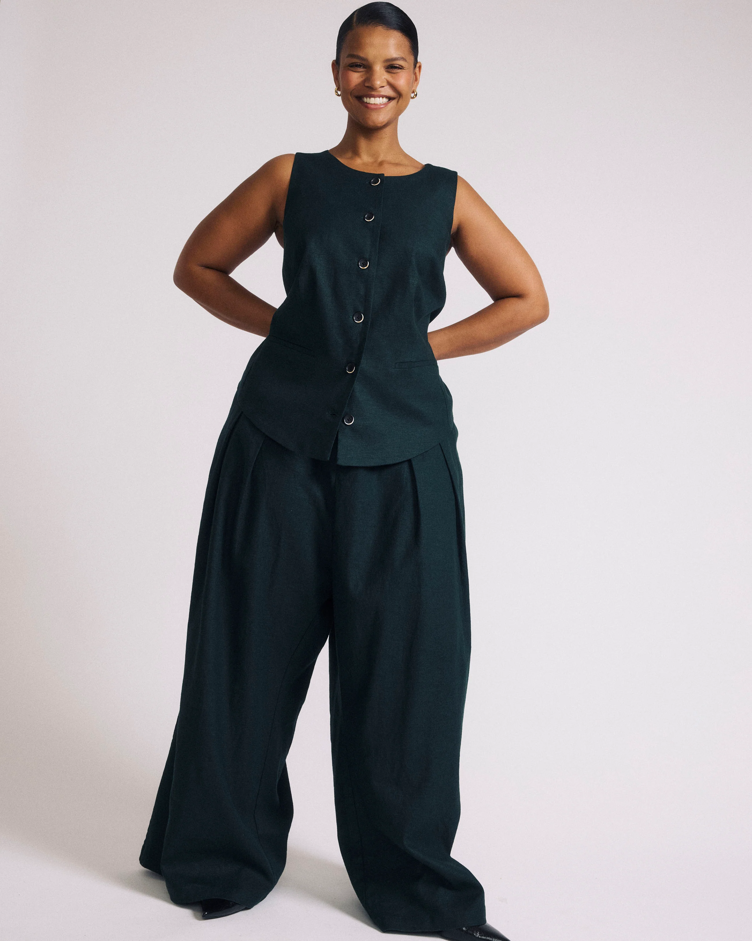 Tamsin Stretch Linen Vest - Forest Green - Image 2