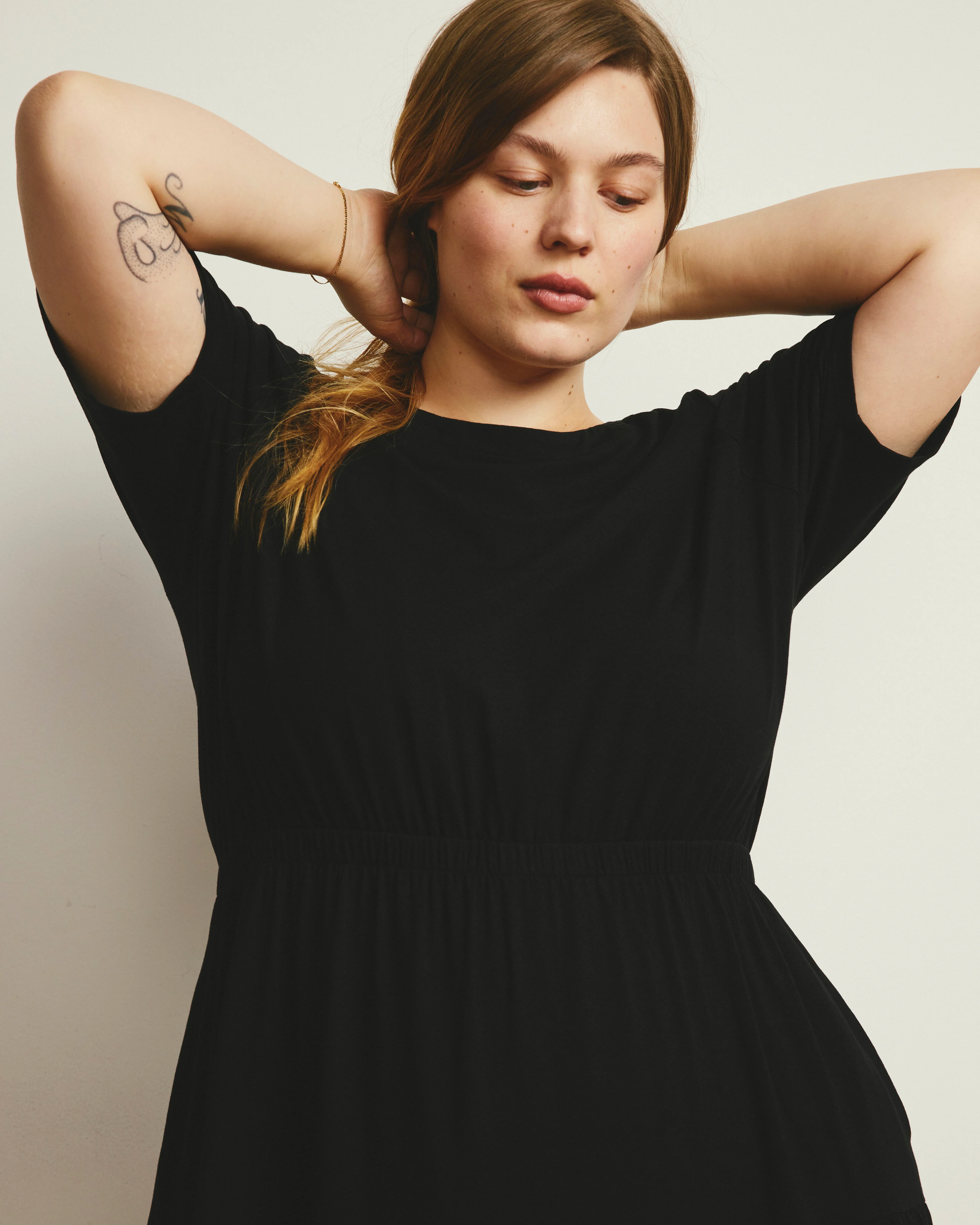Thea Divine Jersey Midi Dress - Black - Image 3