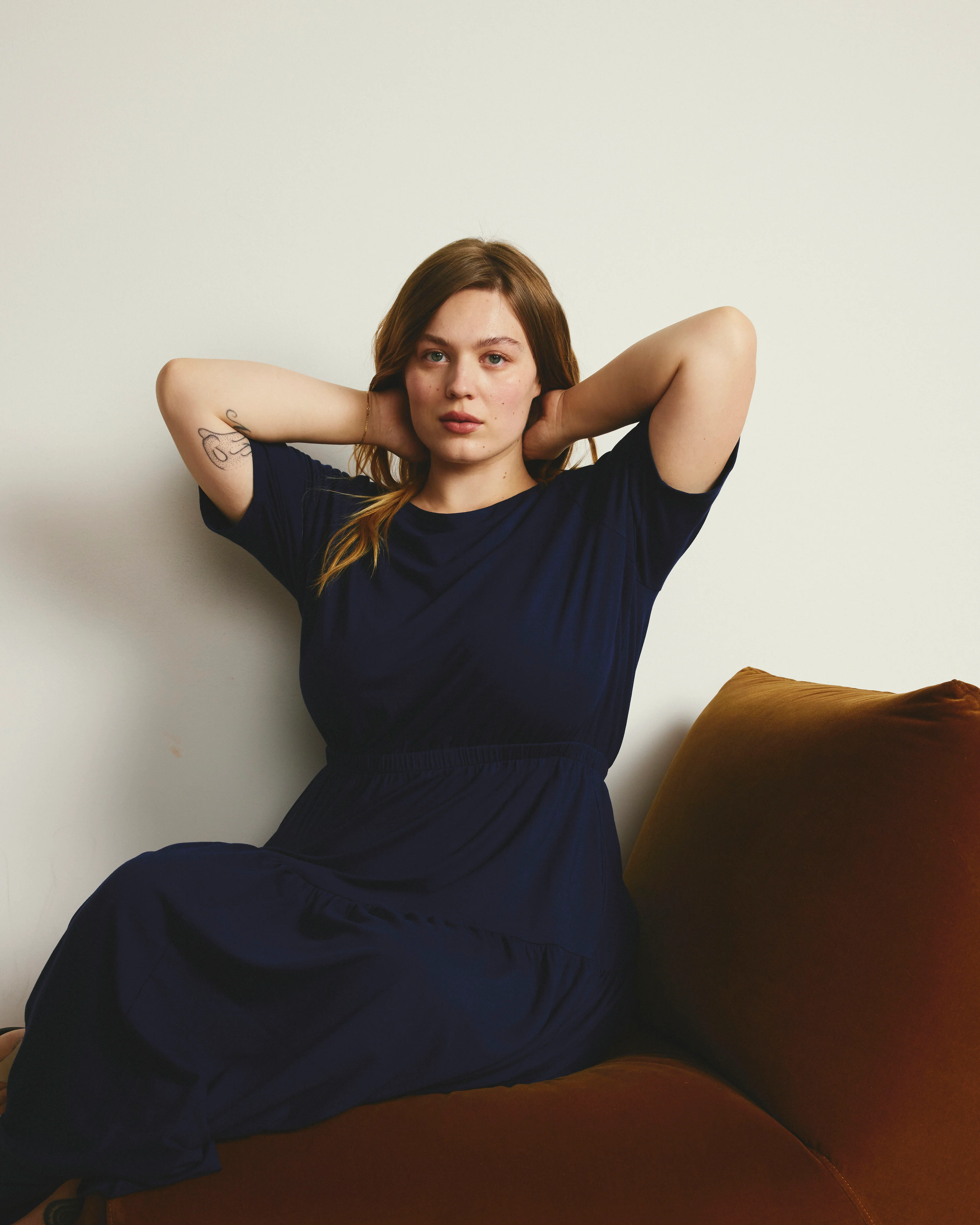 Thea Divine Jersey Midi Dress - Cenote - Image 2