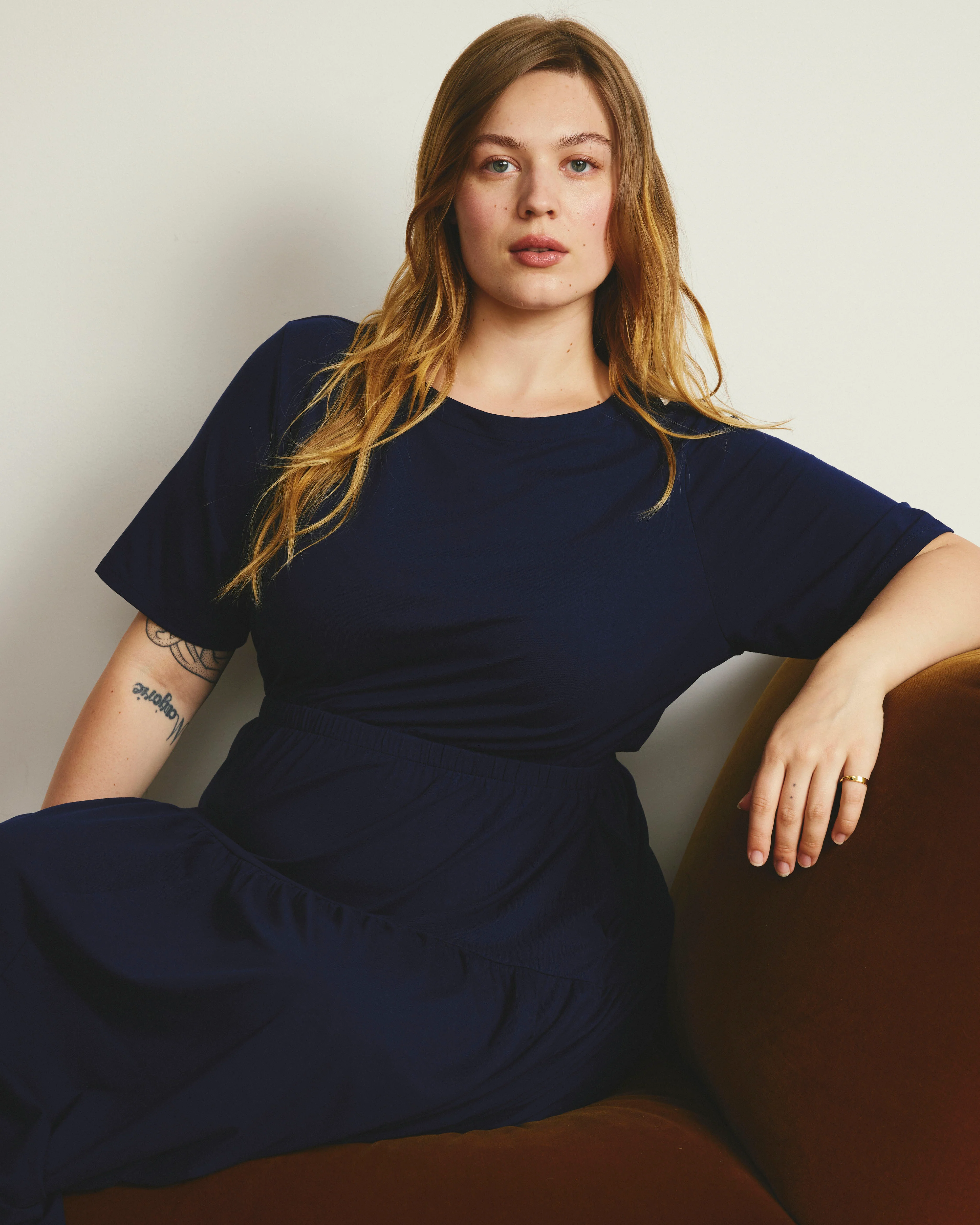 Thea Divine Jersey Midi Dress - Cenote - Image 4