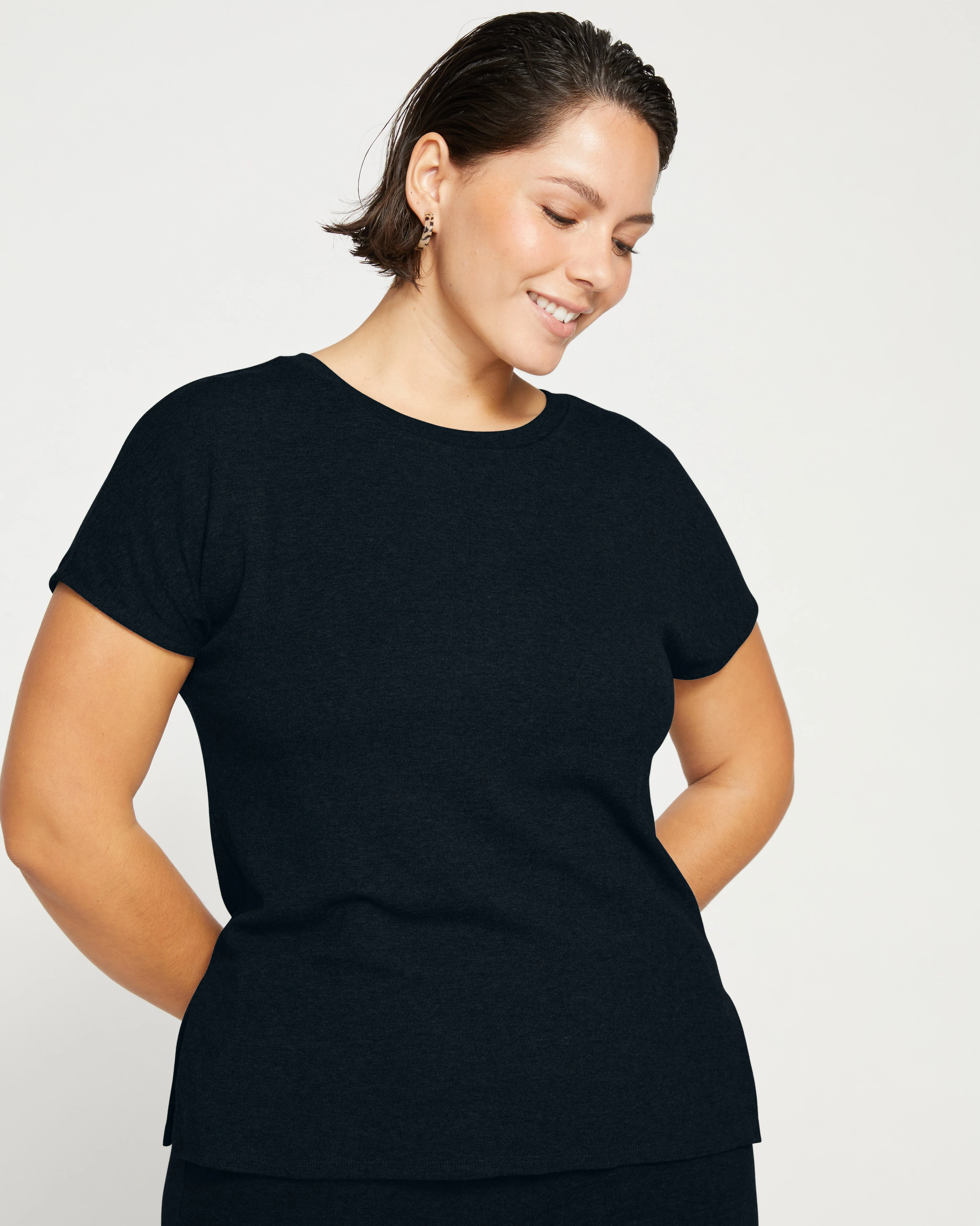 TravelKnit Relaxed Tee - Black - Image 3