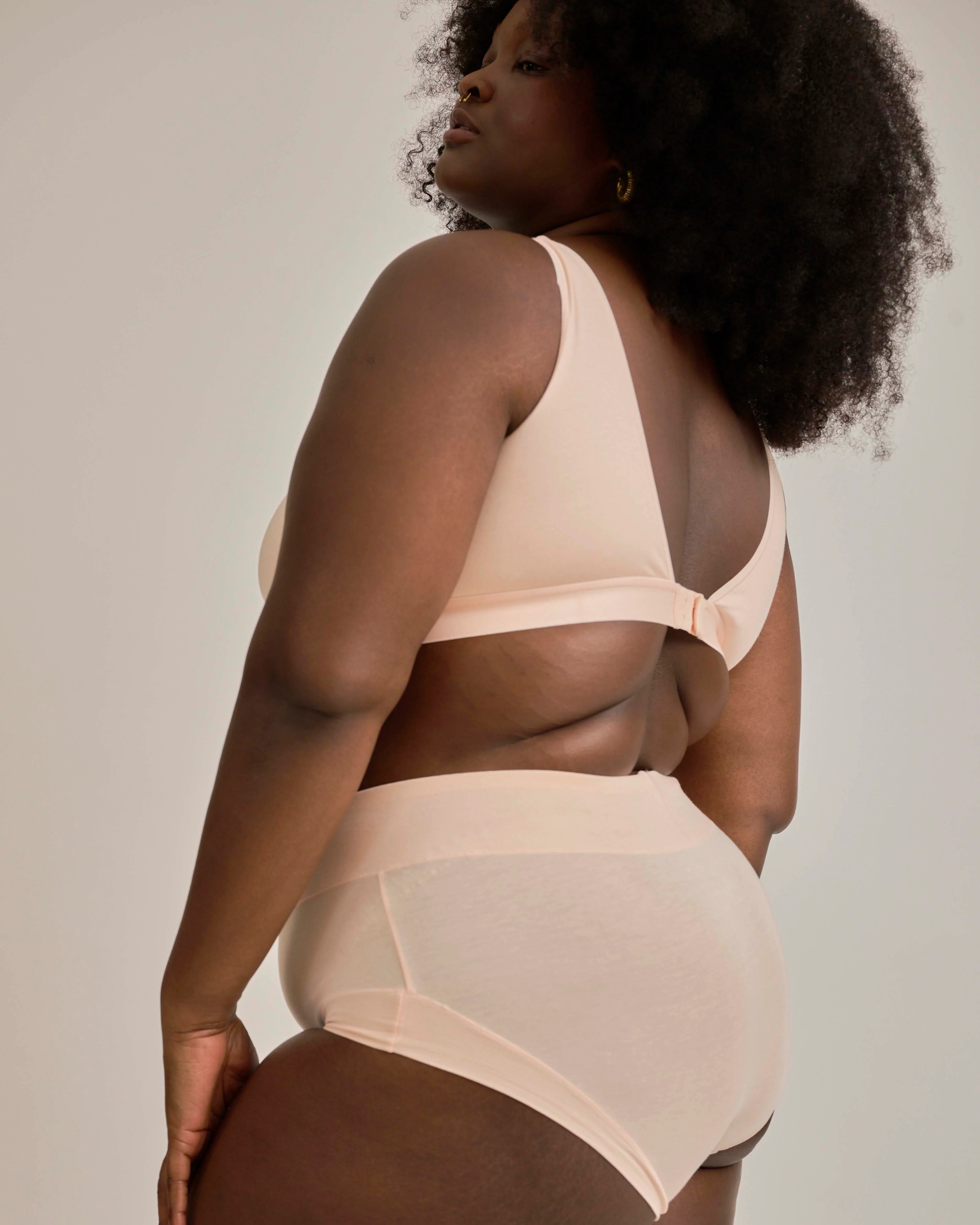 UltimateS Lounge Bra - Peach - Image 9