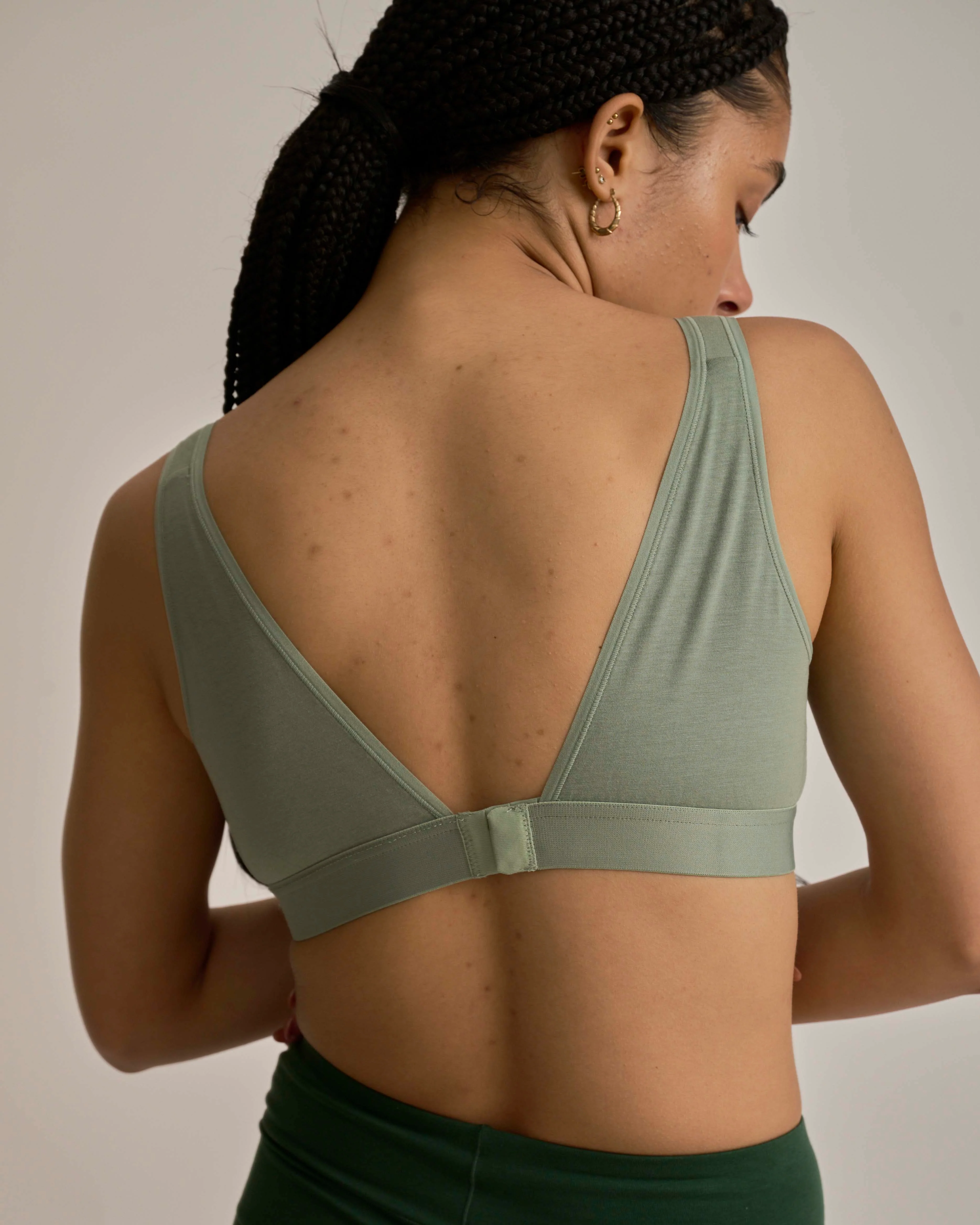 UltimateS Lounge Bra - Sage - Image 10