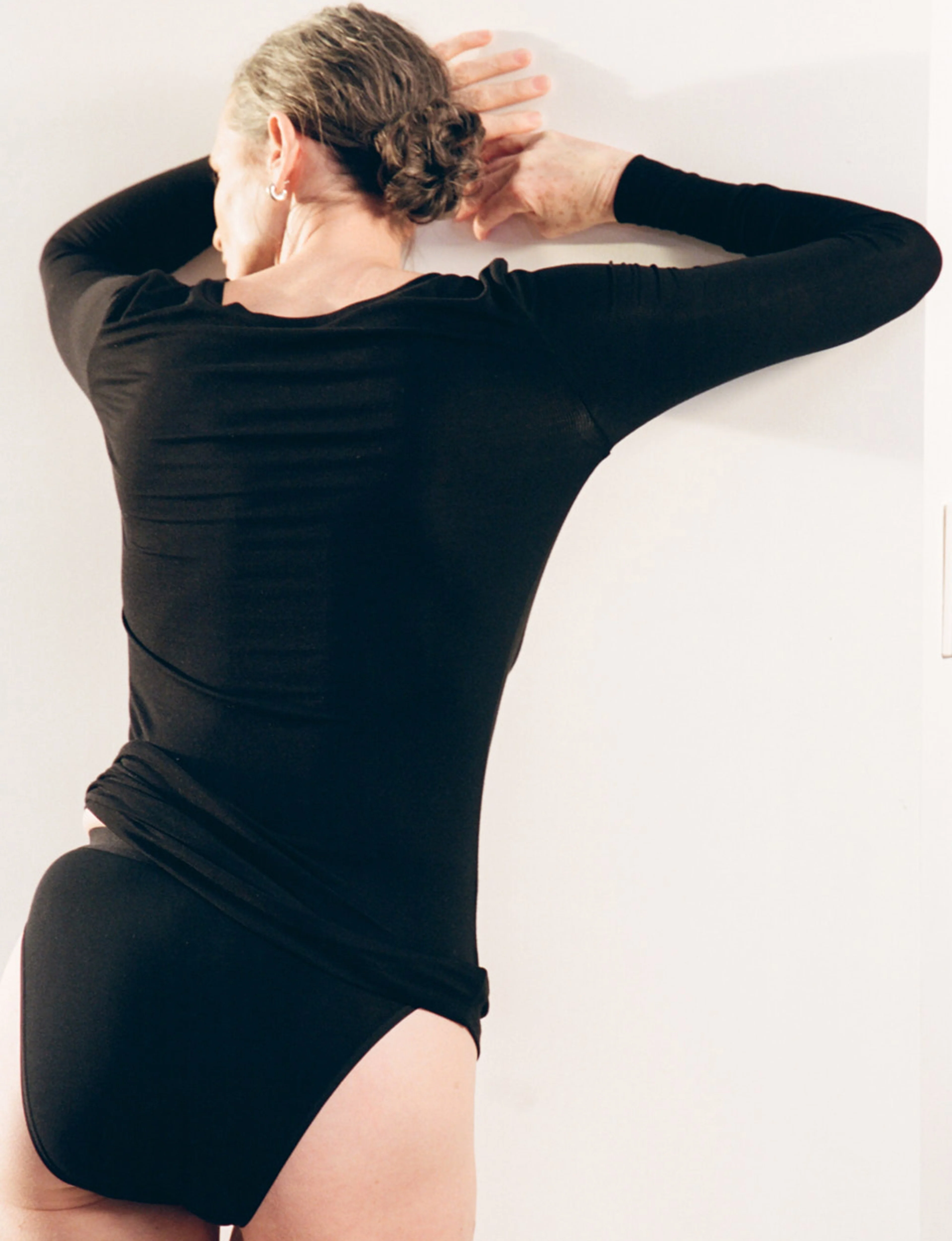 UltimateS Mid Rise Bikini - Black - Image 3